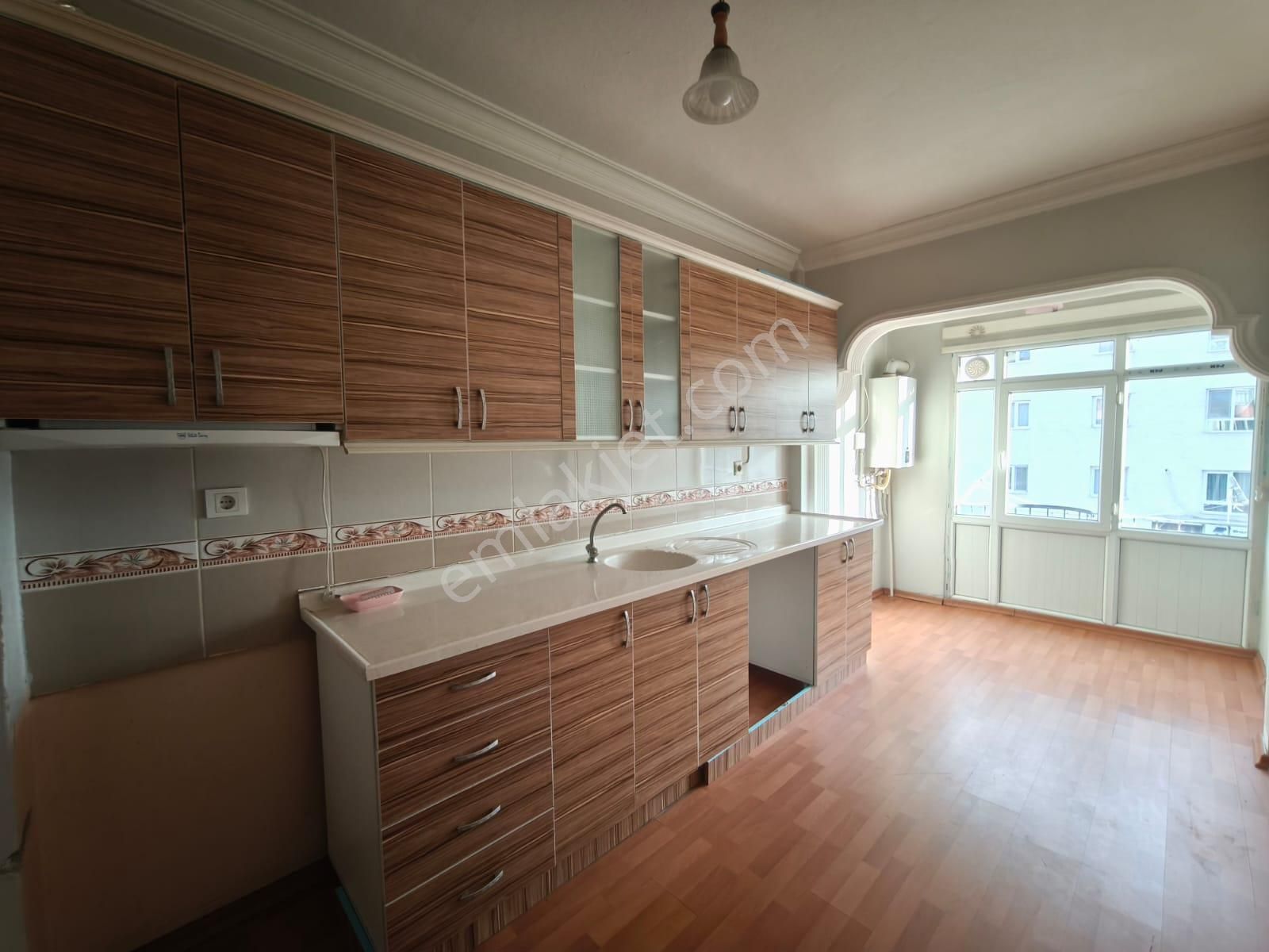 İmir Emlak'tan Pursaklar Fatih'de Ara Kat 3+1 Satılık Daire - Görsel 3