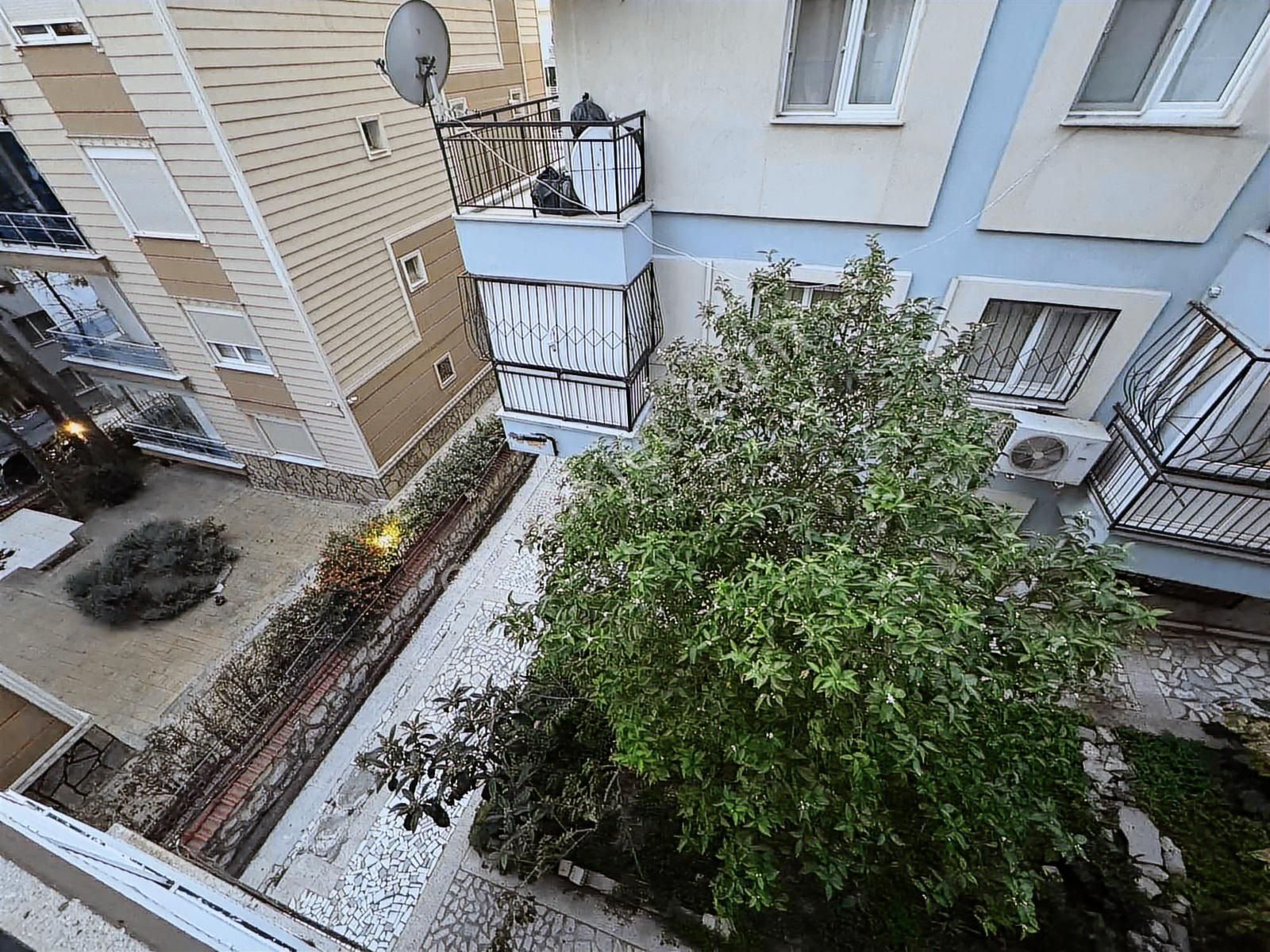 Bornova Evka-3te Yeni Boya Ve Sıfır Mutfaklı Daire - Görsel 19