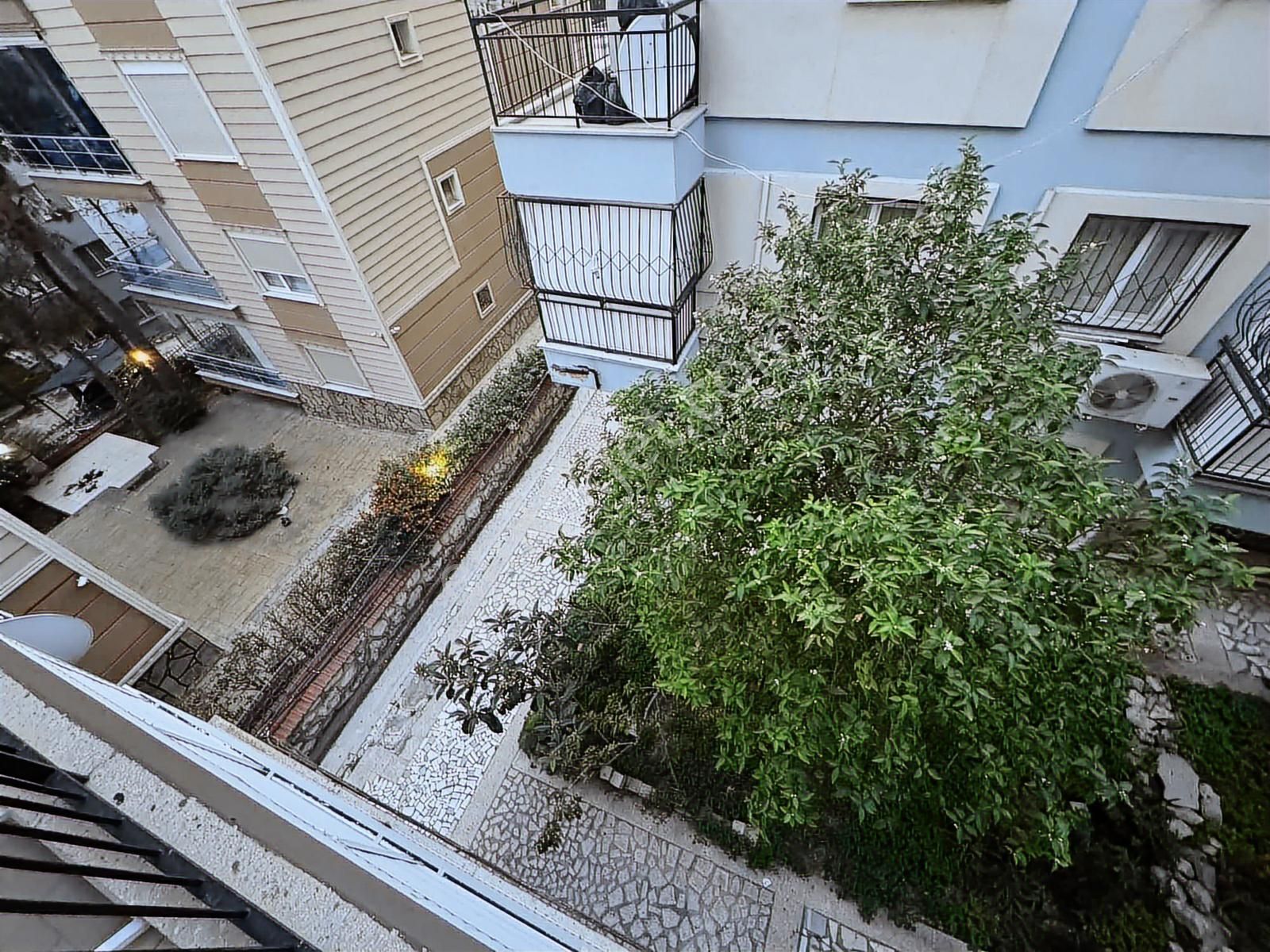 Bornova Evka-3te Yeni Boya Ve Sıfır Mutfaklı Daire - Görsel 18