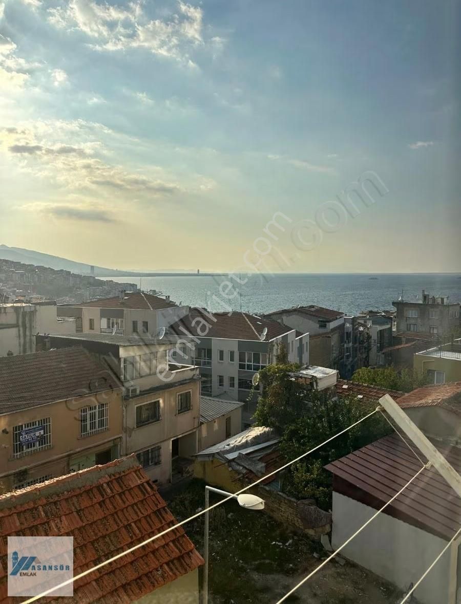 Asansör Emlaktan Satılık 2+1 Salondan Full Deniz Manzaralı ! - Görsel 4