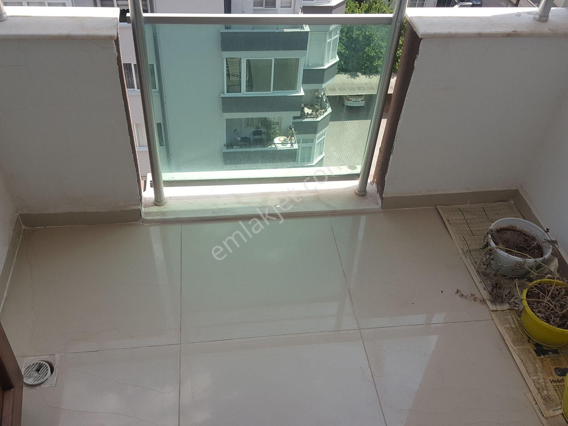 Emfadan Toros Mah. Kenan Evren Bul. Dev Gibi 1+! Balkonlu Daire - Görsel 11