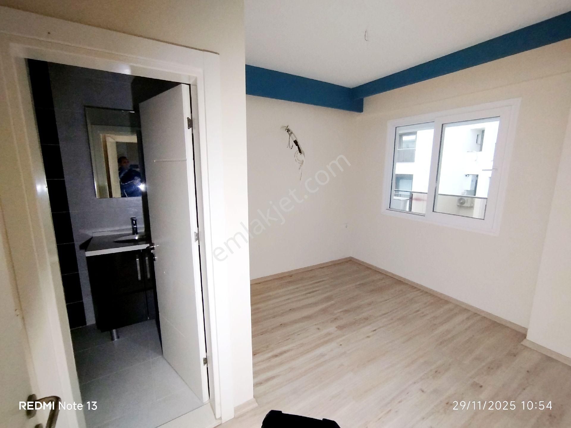 Kuşadası Merkezi Konumda Manzaralı Satılık 3+1 Dublex - Görsel 5