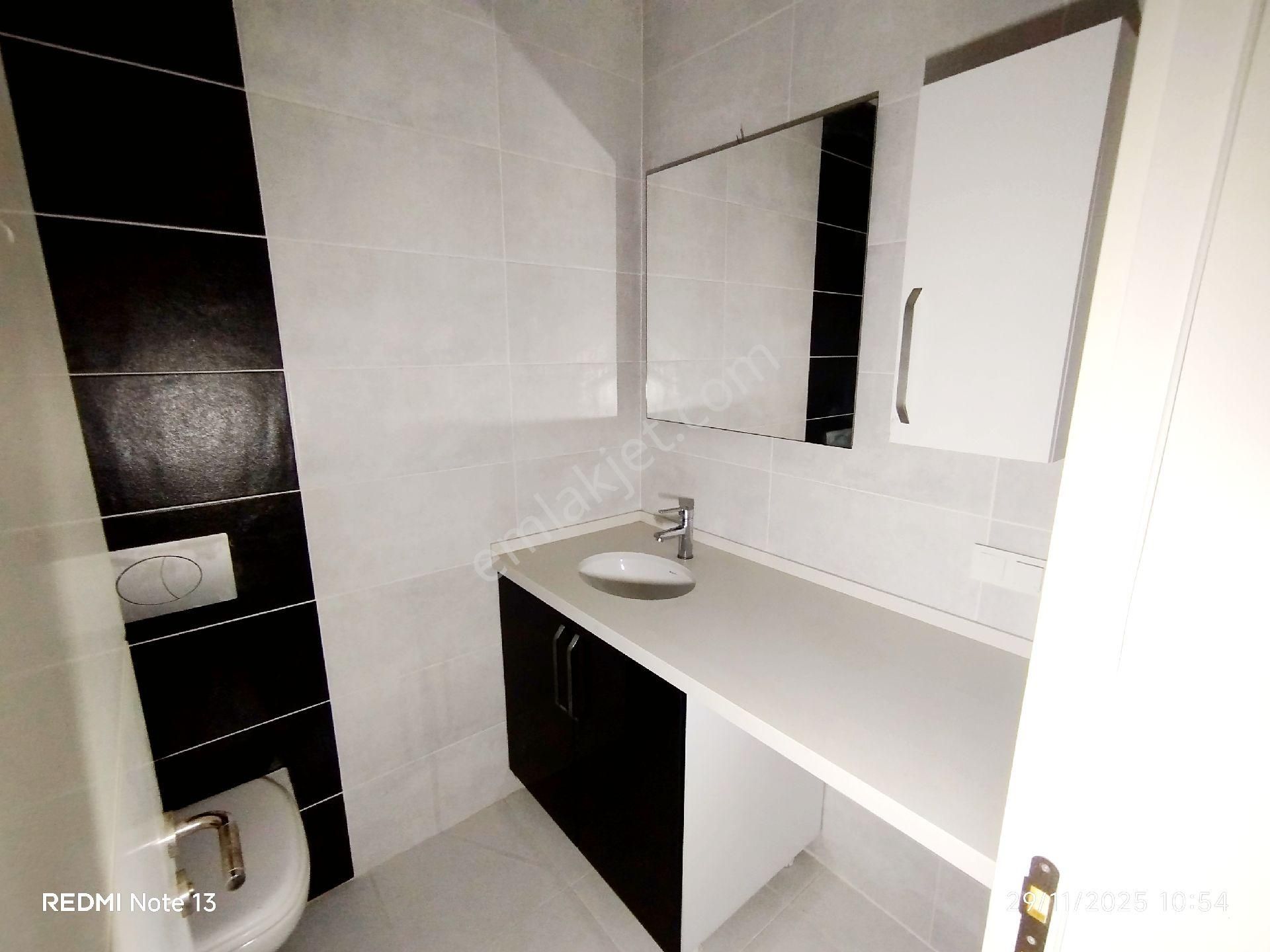 Kuşadası Merkezi Konumda Manzaralı Satılık 3+1 Dublex - Görsel 6