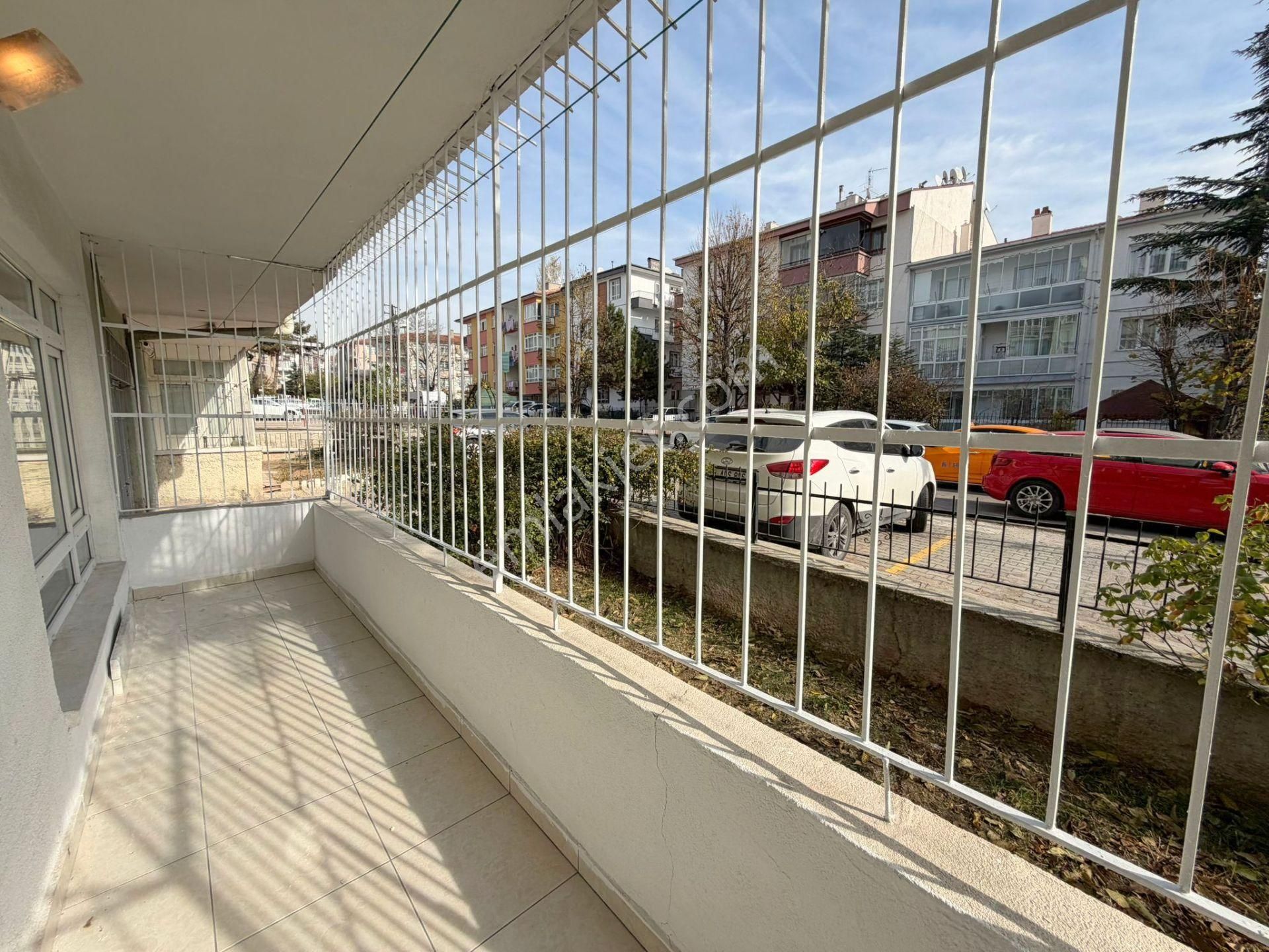 Şafak'tan Tepebaşı Göbek Yakını 3+1 Ultra Lüks Güney Cephe Daire - Görsel 14