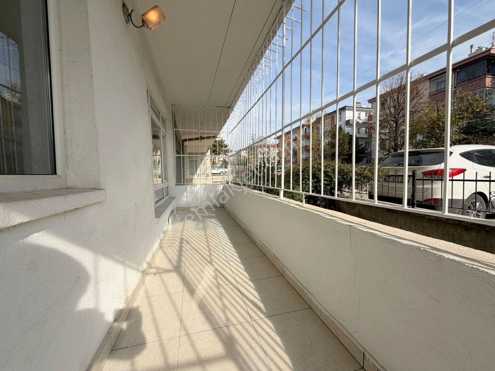 Şafak'tan Tepebaşı Göbek Yakını 3+1 Ultra Lüks Güney Cephe Daire - Görsel 15