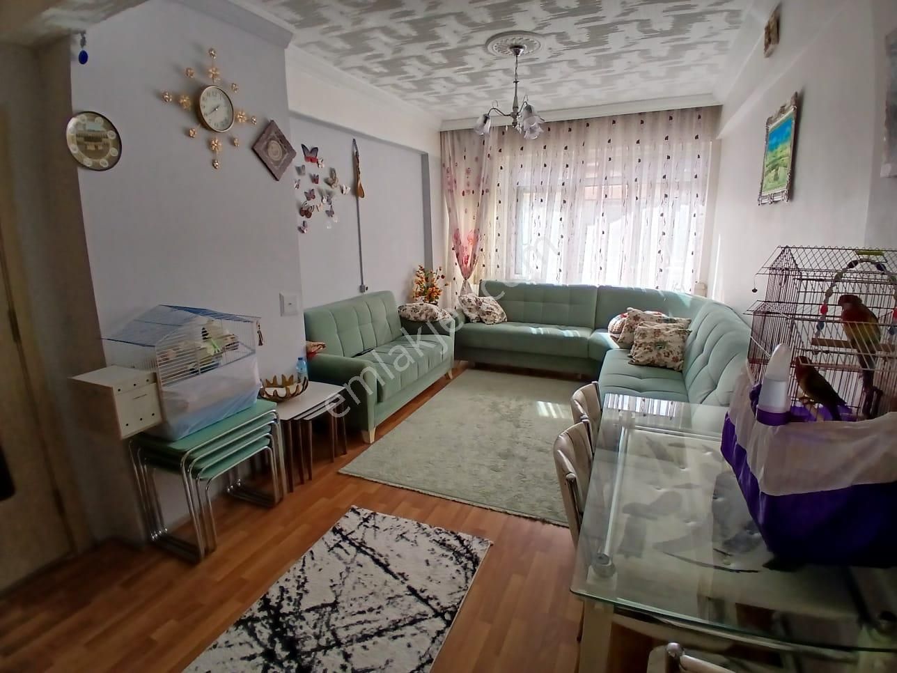 Akçay Emlak'tan Akşehir Yıldırım Beyazid Mahallesinde Komple Bakımlı Satılık 3+1 Daire - Görsel 3