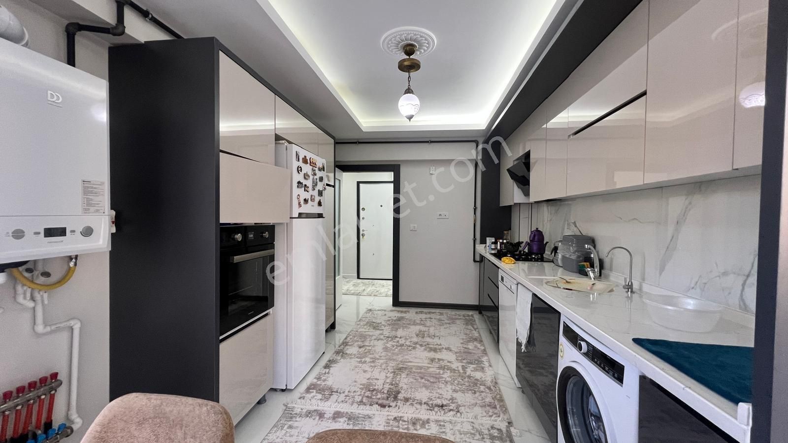 Keçiörende Cadde Yakın İskanlı Geniş Aileler İçin Tasarlanmış Ferah 4+1 Daire - Görsel 3