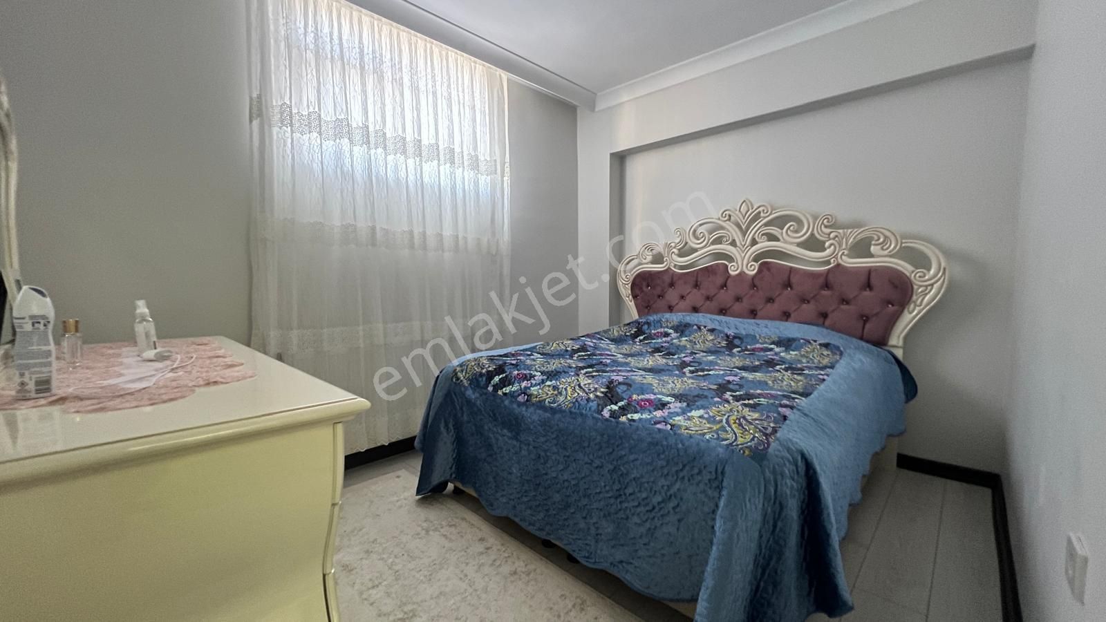 Keçiörende Cadde Yakın İskanlı Geniş Aileler İçin Tasarlanmış Ferah 4+1 Daire - Görsel 7