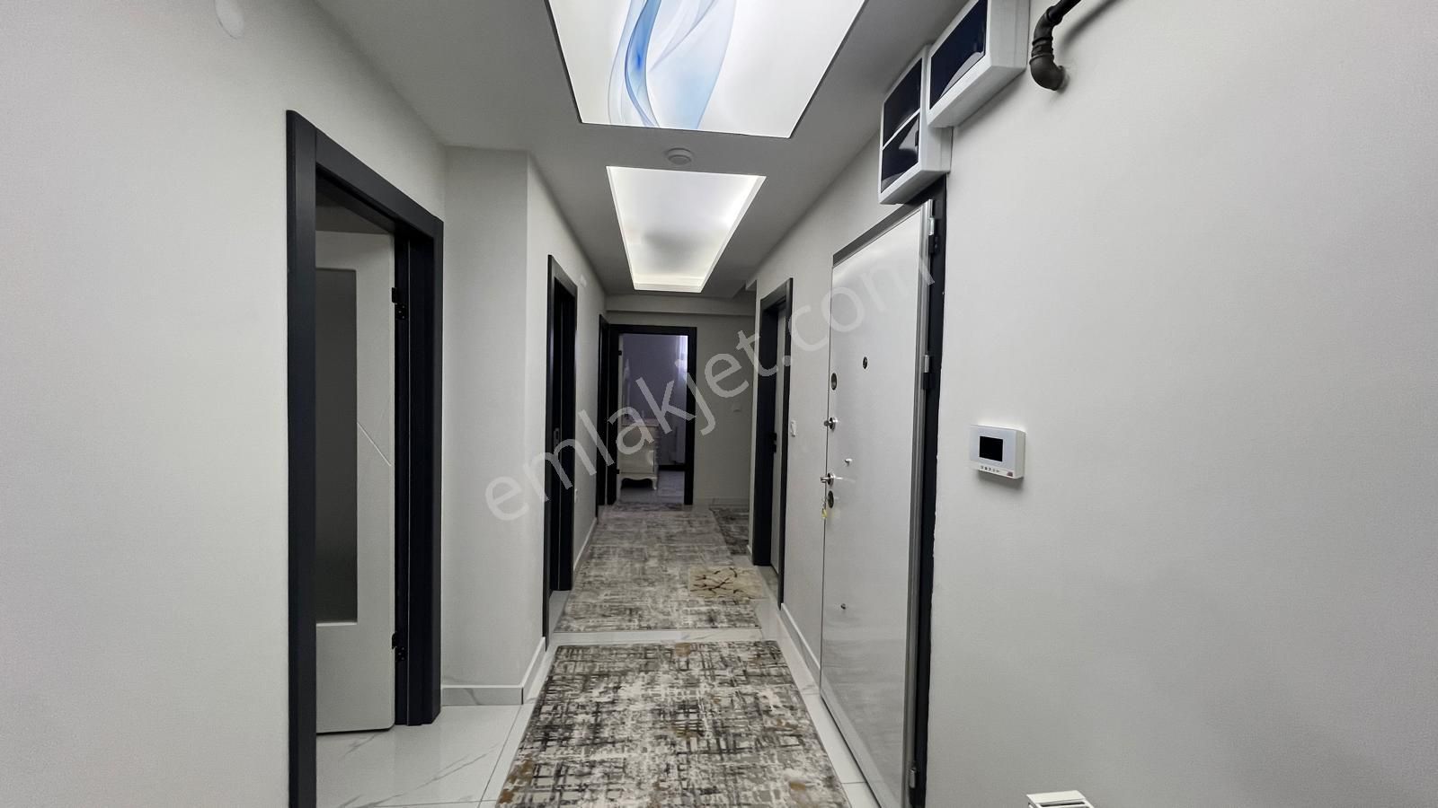 Keçiörende Cadde Yakın İskanlı Geniş Aileler İçin Tasarlanmış Ferah 4+1 Daire - Görsel 17