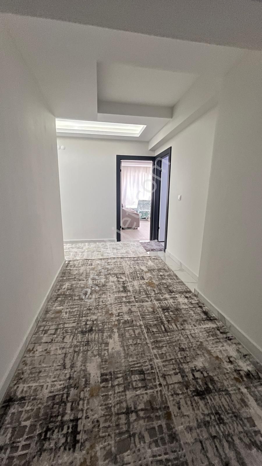 Keçiörende Cadde Yakın İskanlı Geniş Aileler İçin Tasarlanmış Ferah 4+1 Daire - Görsel 10