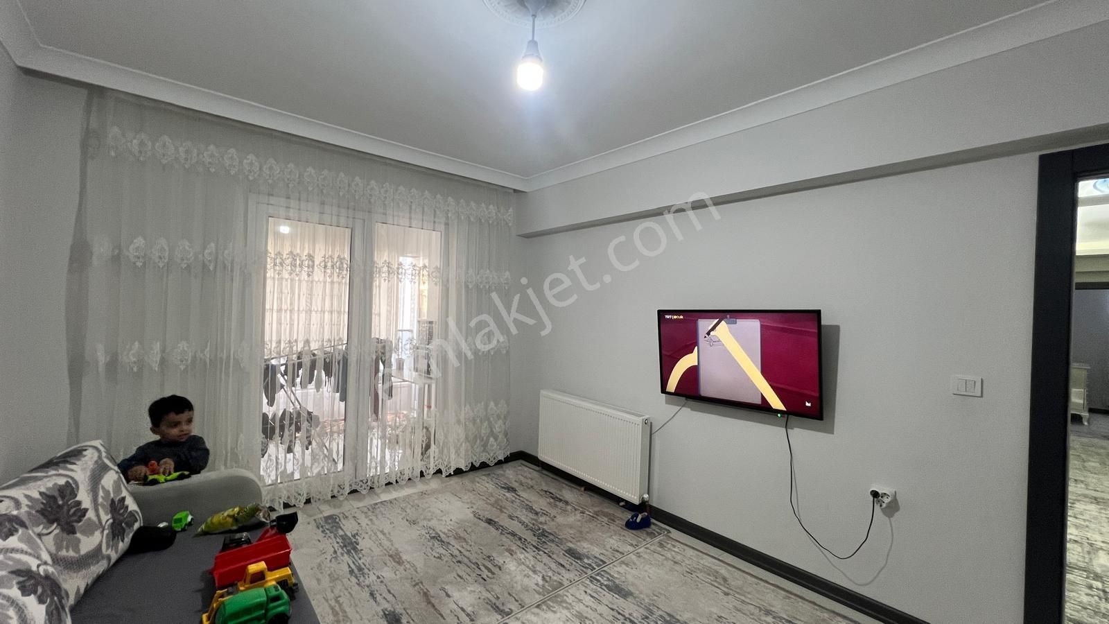 Keçiörende Cadde Yakın İskanlı Geniş Aileler İçin Tasarlanmış Ferah 4+1 Daire - Görsel 20