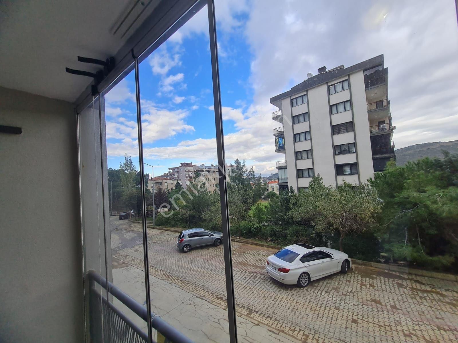 Sahibinden Mizan 1 Sitesinde Jeotermalli Ve Tadilatlı Daire - Görsel 28