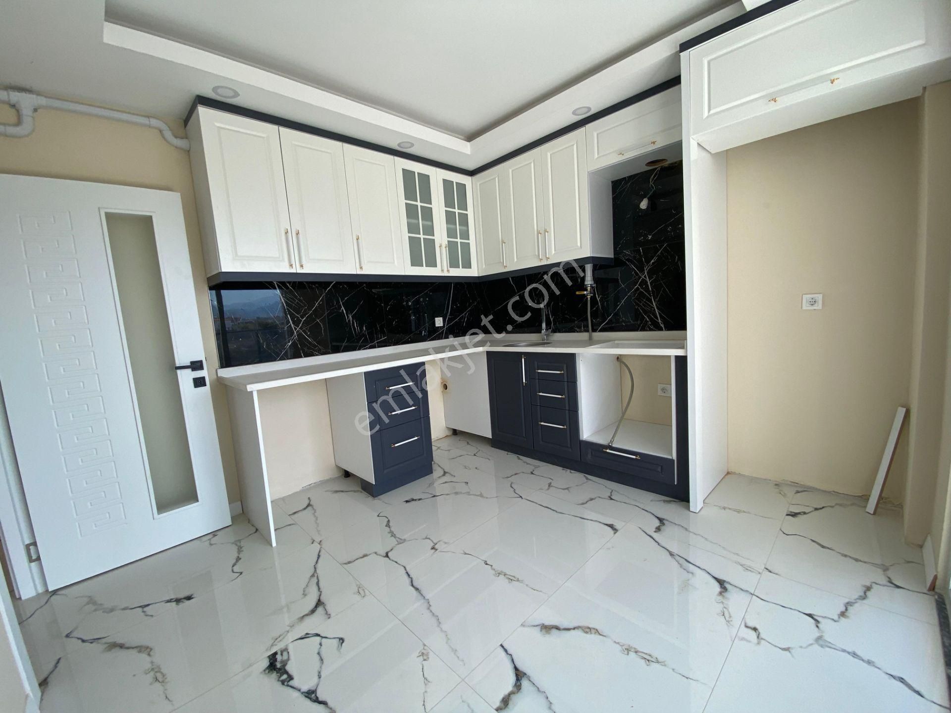 2+1 Doğalgazlı Atatürk Ve Kırkgöz Caddesine Yakın Kiralık Daire - Görsel 11