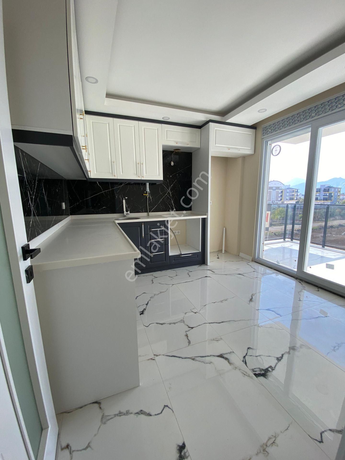 2+1 Doğalgazlı Atatürk Ve Kırkgöz Caddesine Yakın Kiralık Daire - Görsel 7