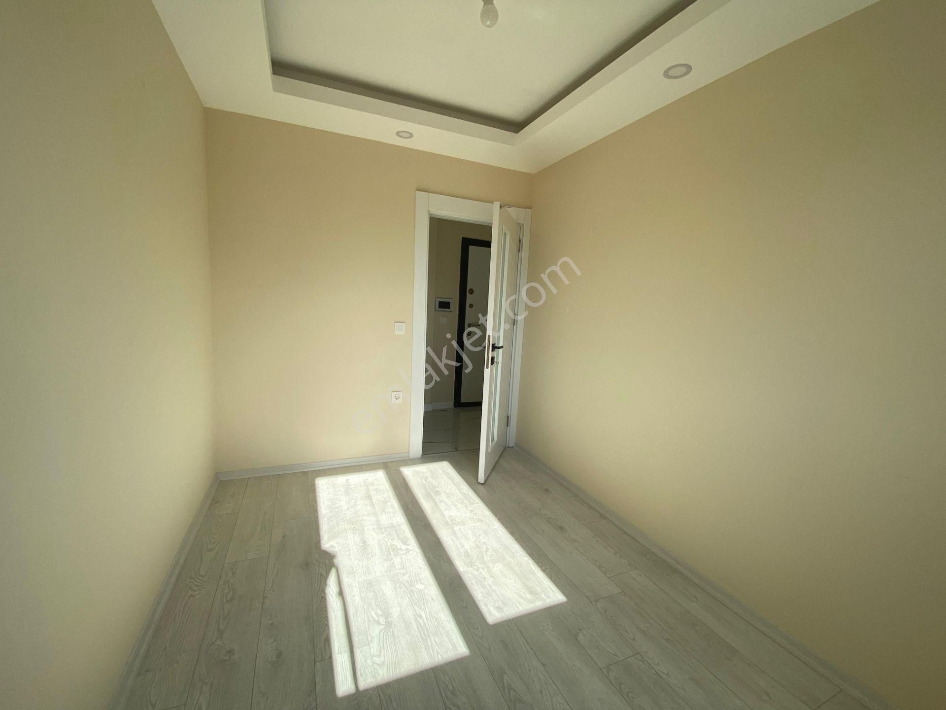 2+1 Doğalgazlı Atatürk Ve Kırkgöz Caddesine Yakın Kiralık Daire - Görsel 5