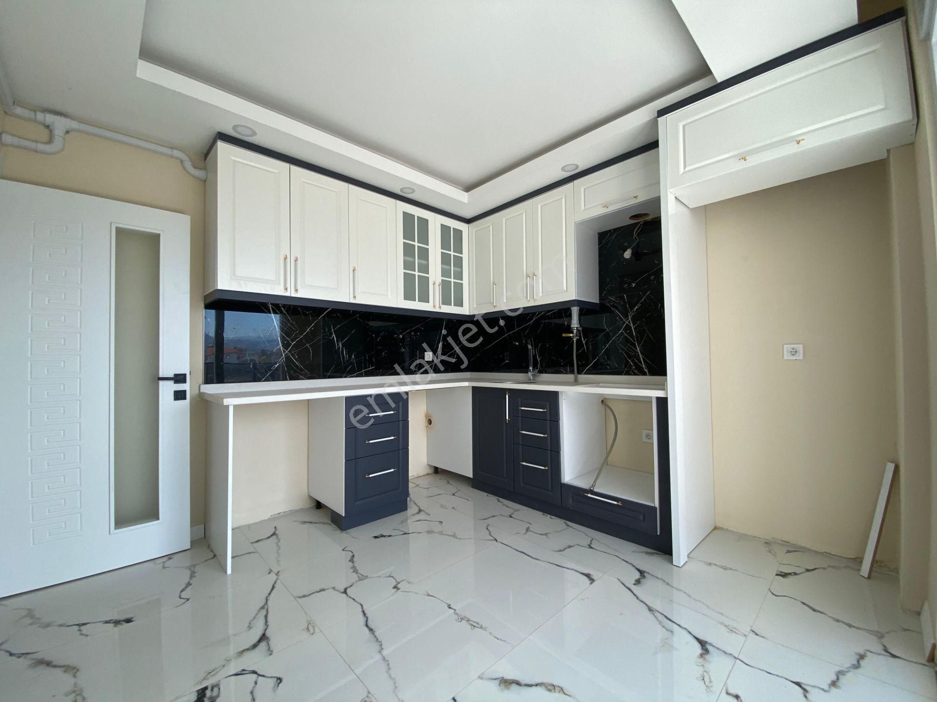 2+1 Doğalgazlı Atatürk Ve Kırkgöz Caddesine Yakın Kiralık Daire - Görsel 10
