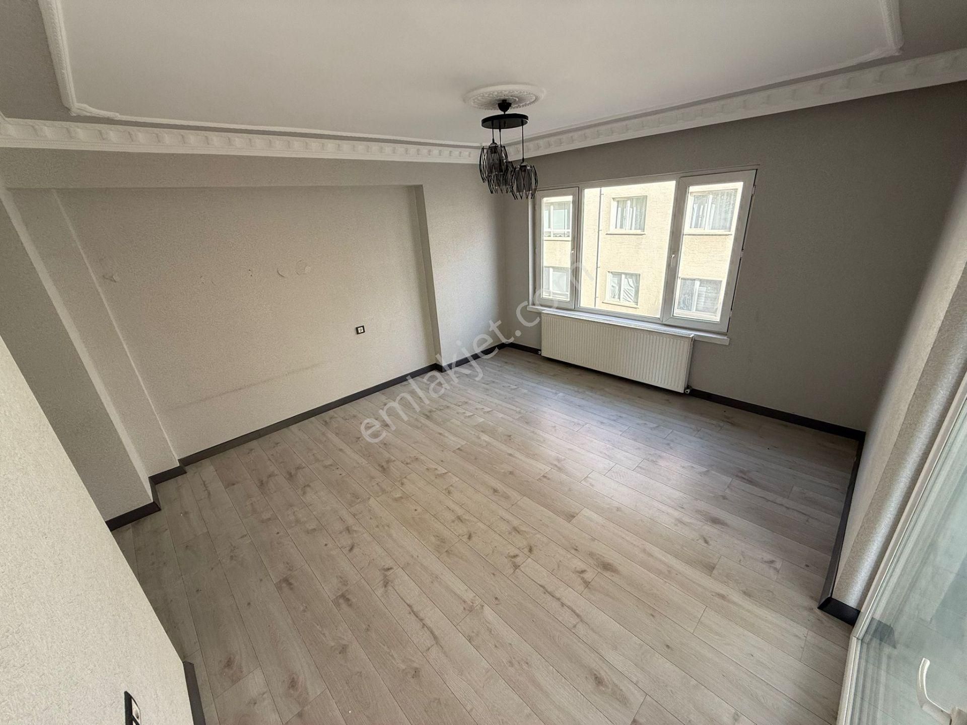 Esertepe Dilek Cami Yakını Kat Konumunda 3+1 Yapılı Daire! - Görsel 8