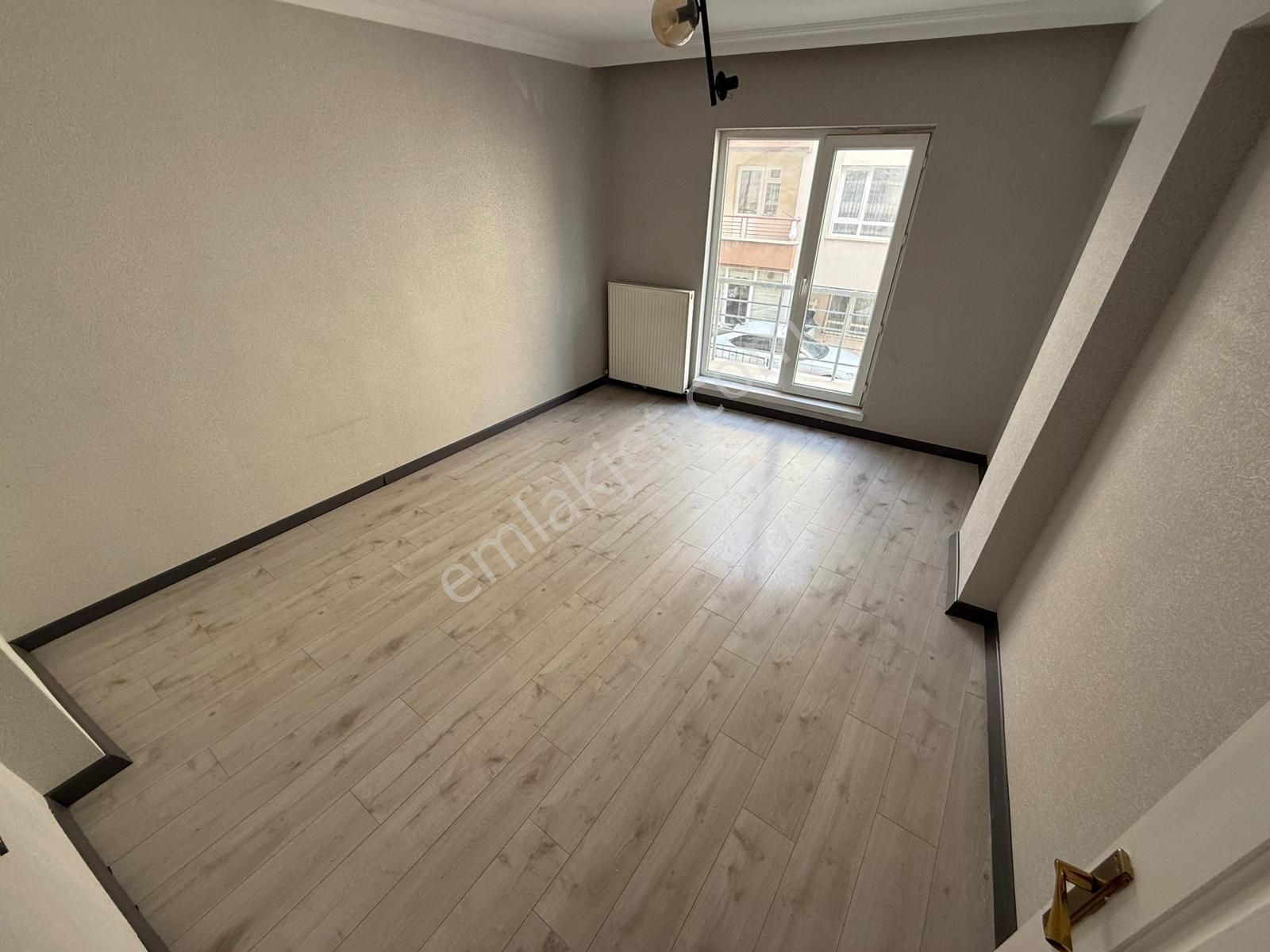 Esertepe Dilek Cami Yakını Kat Konumunda 3+1 Yapılı Daire! - Görsel 13