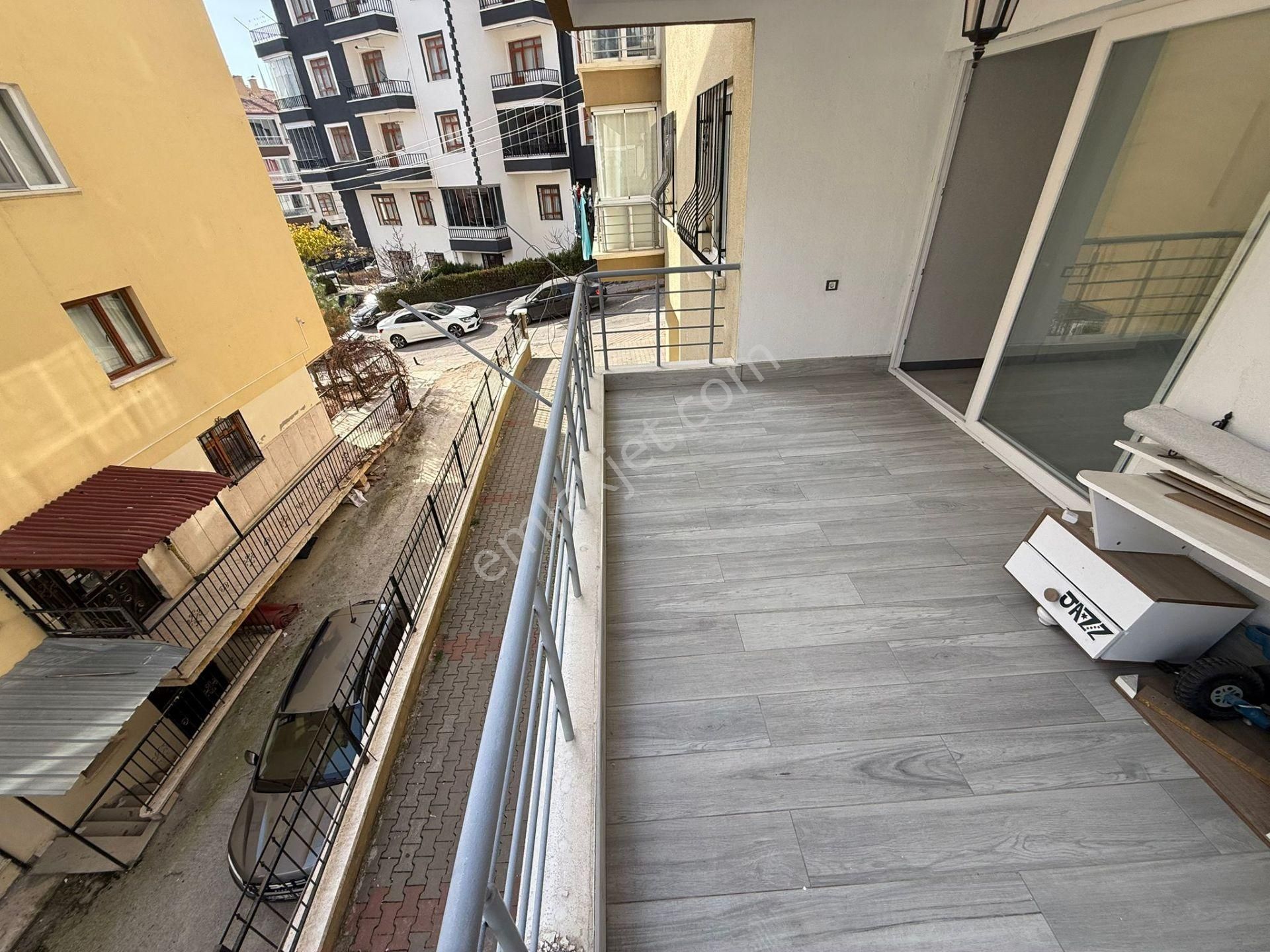 Esertepe Dilek Cami Yakını Kat Konumunda 3+1 Yapılı Daire! - Görsel 6