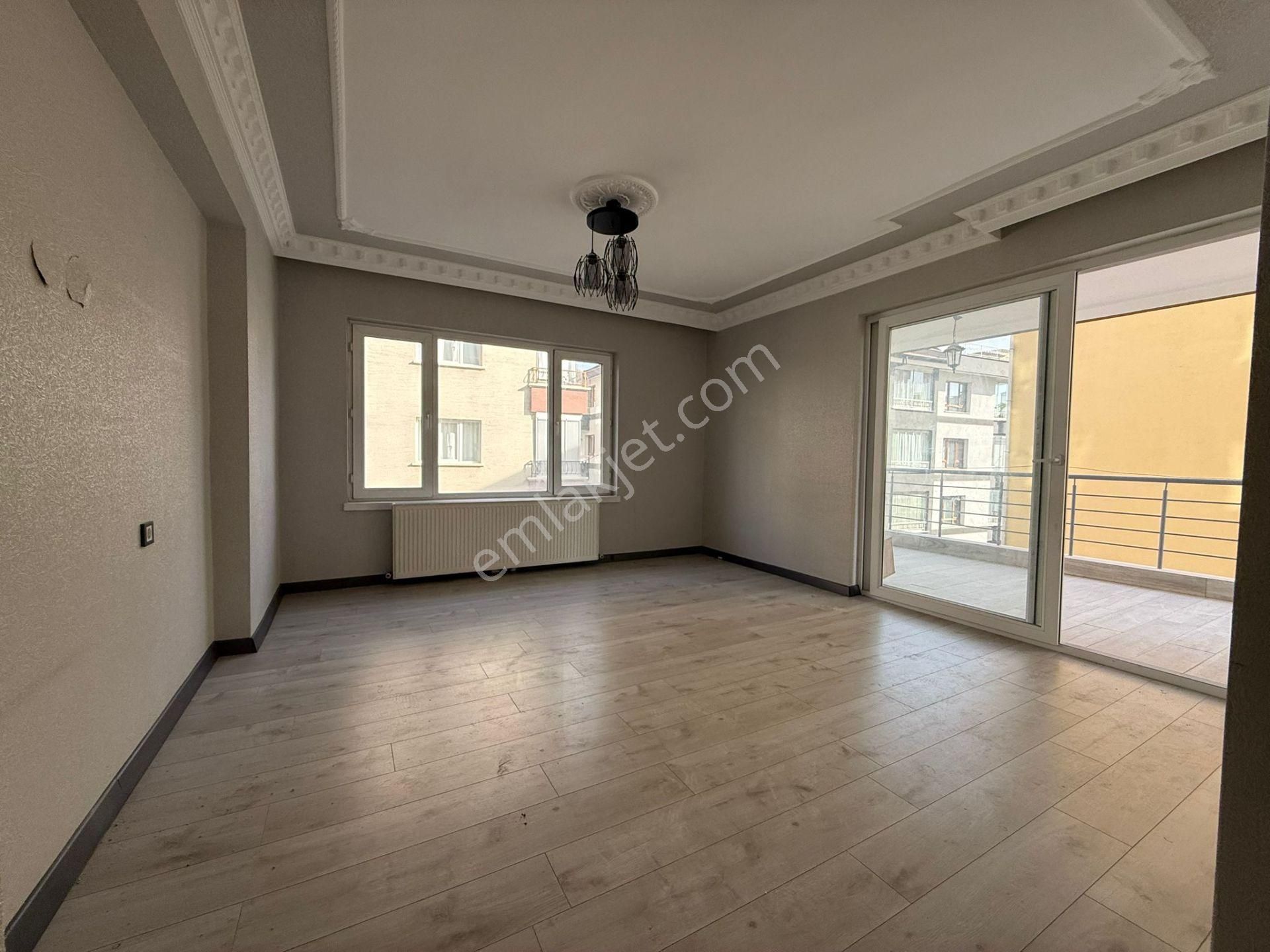 Esertepe Dilek Cami Yakını Kat Konumunda 3+1 Yapılı Daire! - Görsel 7