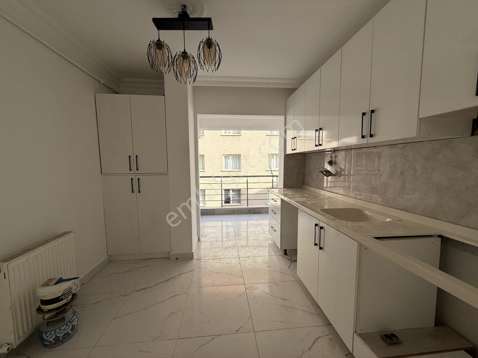 Esertepe Dilek Cami Yakını Kat Konumunda 3+1 Yapılı Daire! - Görsel 5