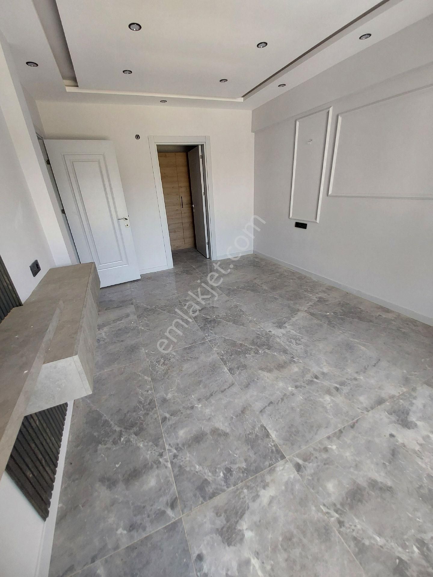 Doğru Gayrimenkulden Zafer Mahallesinde 170 Metrekare Lüks Daireler - Görsel 23