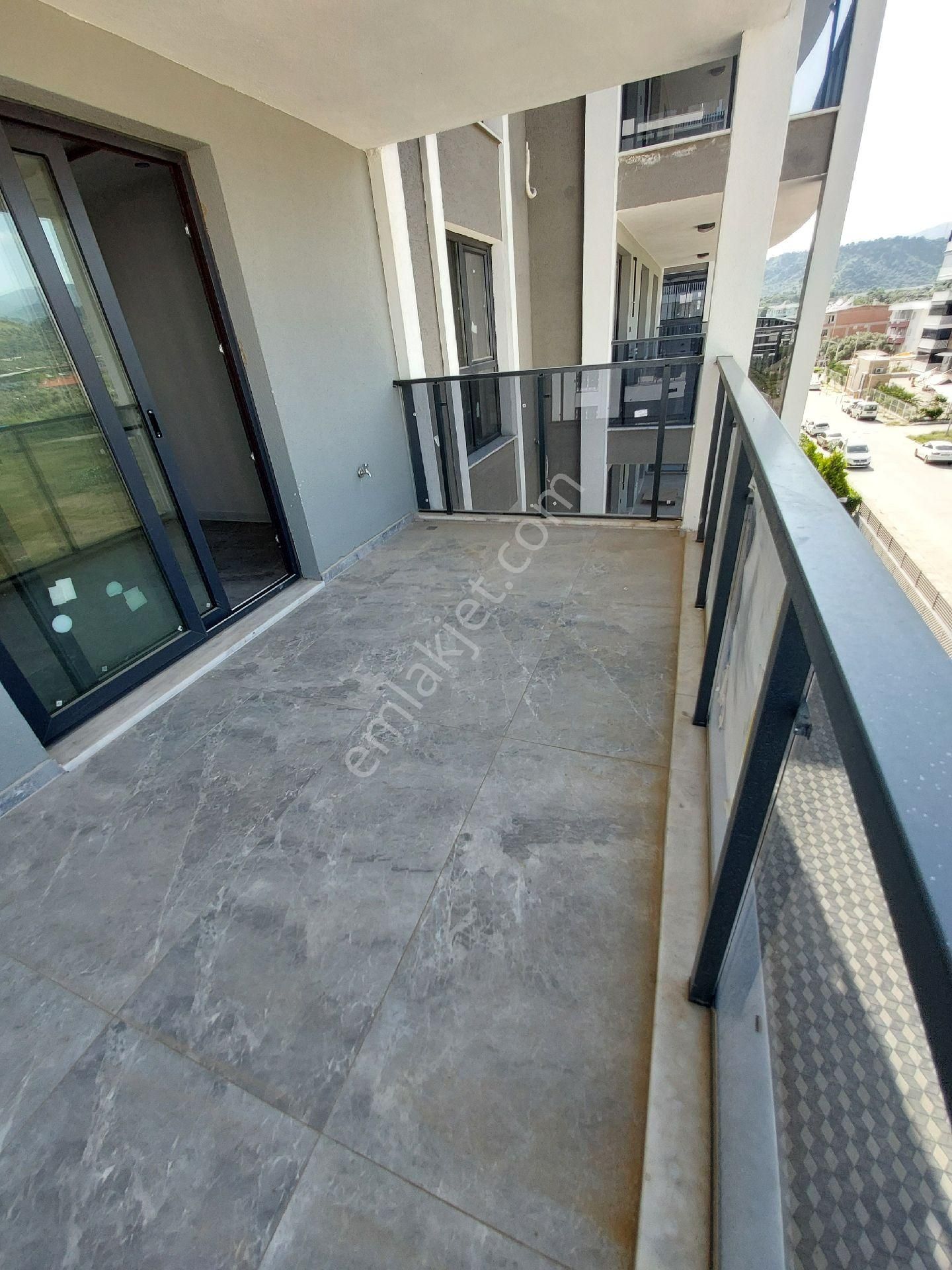 Doğru Gayrimenkulden Zafer Mahallesinde 170 Metrekare Lüks Daireler - Görsel 15