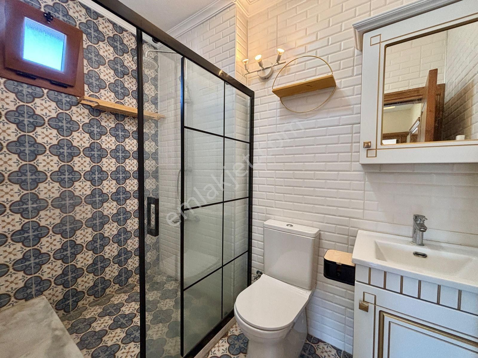 Cb King'den Altınova'da 3+1 Satılık Müstakil Taş Ev - Görsel 19