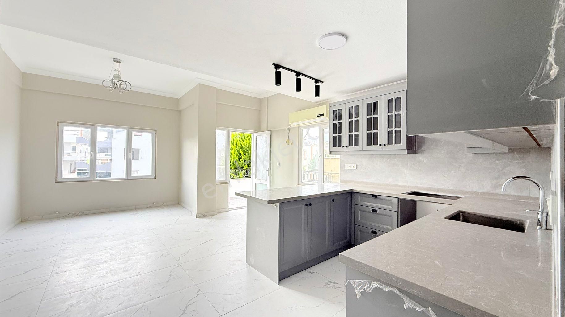 Didim Merkezde Kent Meydanında 2+1 Geniş Teraslı Masrafsız Daire - Yazlık - Görsel 11