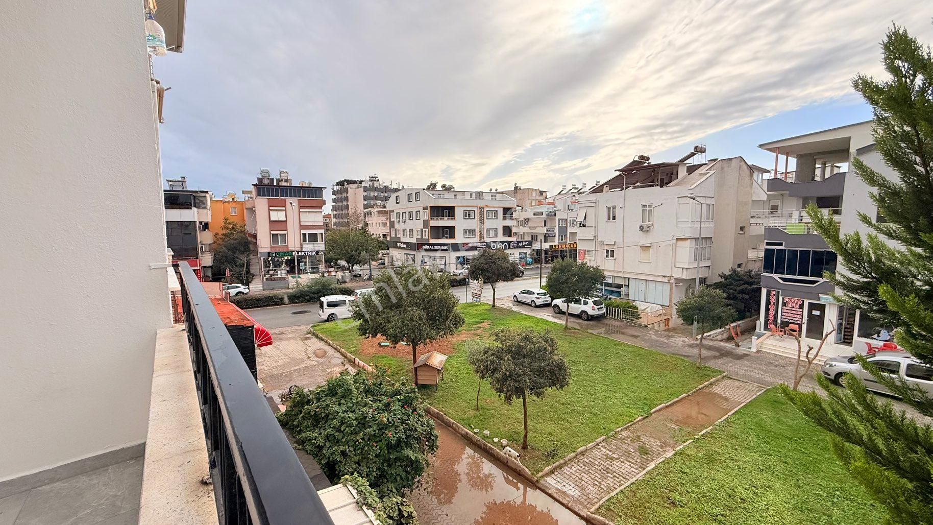 Didim Merkezde Kent Meydanında 2+1 Geniş Teraslı Masrafsız Daire - Yazlık - Görsel 20