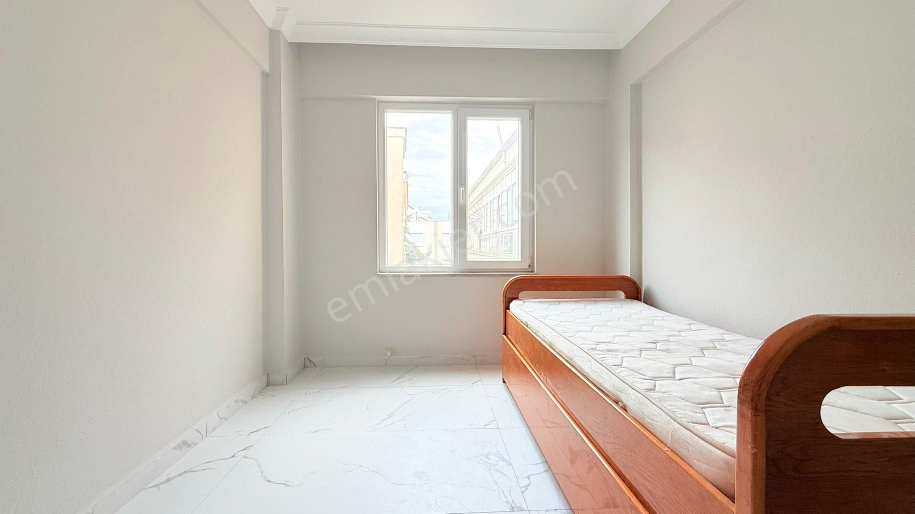 Didim Merkezde Kent Meydanında 2+1 Geniş Teraslı Masrafsız Daire - Yazlık - Görsel 7