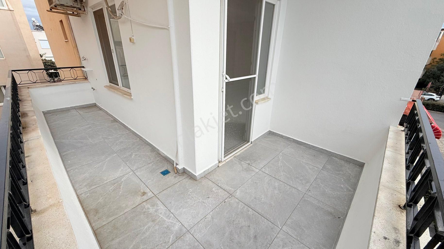 Didim Merkezde Kent Meydanında 2+1 Geniş Teraslı Masrafsız Daire - Yazlık - Görsel 19