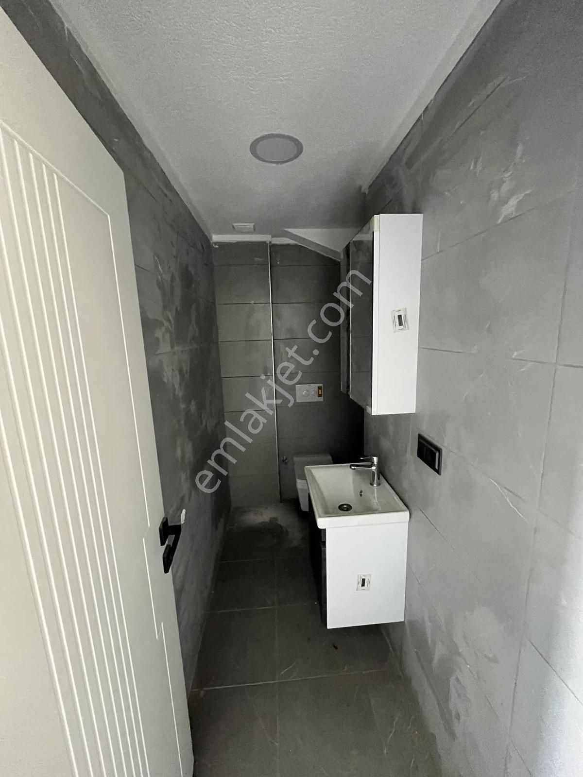 Tarcanlardan Şık Ferah Bahçeli 2+1 Loft Kira Kdv Dahil Faturalı - Görsel 8