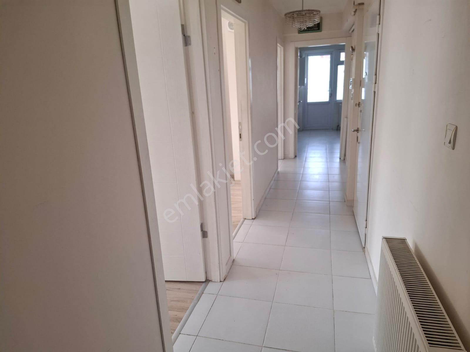 Altındağ - Beşikkaya Mahallesi Okul Yakınında Ara Katta 3+1 Kiralık Daire !!! - Görsel 8