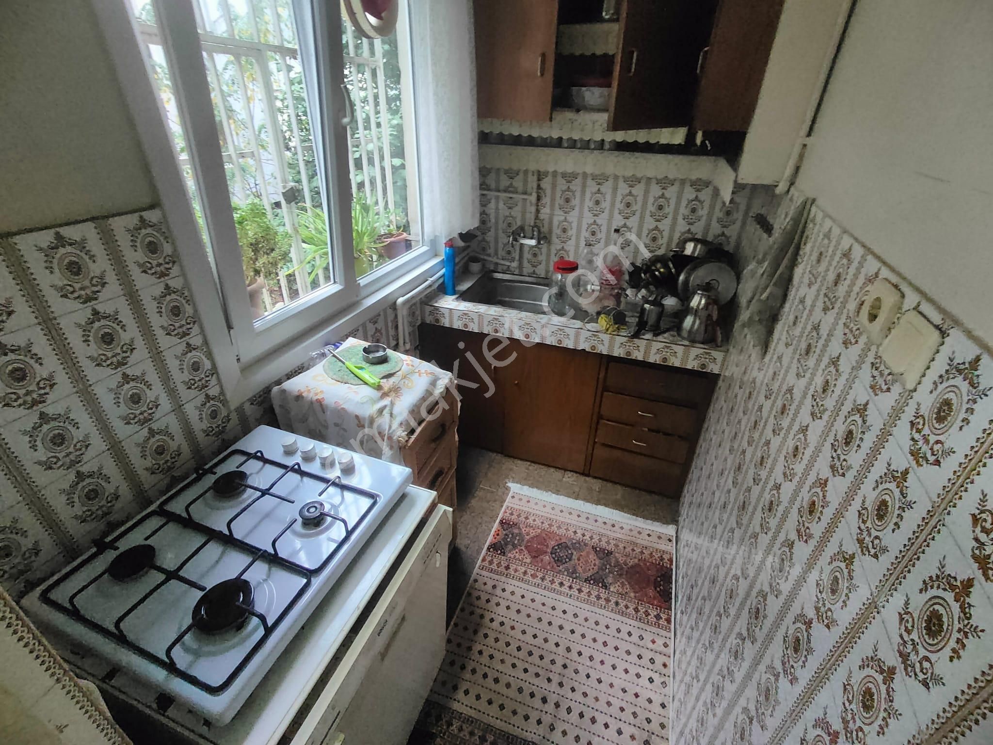 Emlak Dünyası Beşçeşmeler Meydanda Heryere 5 Dk Sahil Marmaray - Görsel 17