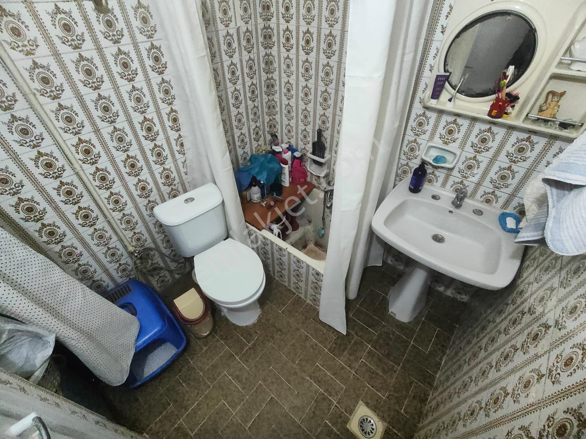 Emlak Dünyası Beşçeşmeler Meydanda Heryere 5 Dk Sahil Marmaray - Görsel 21