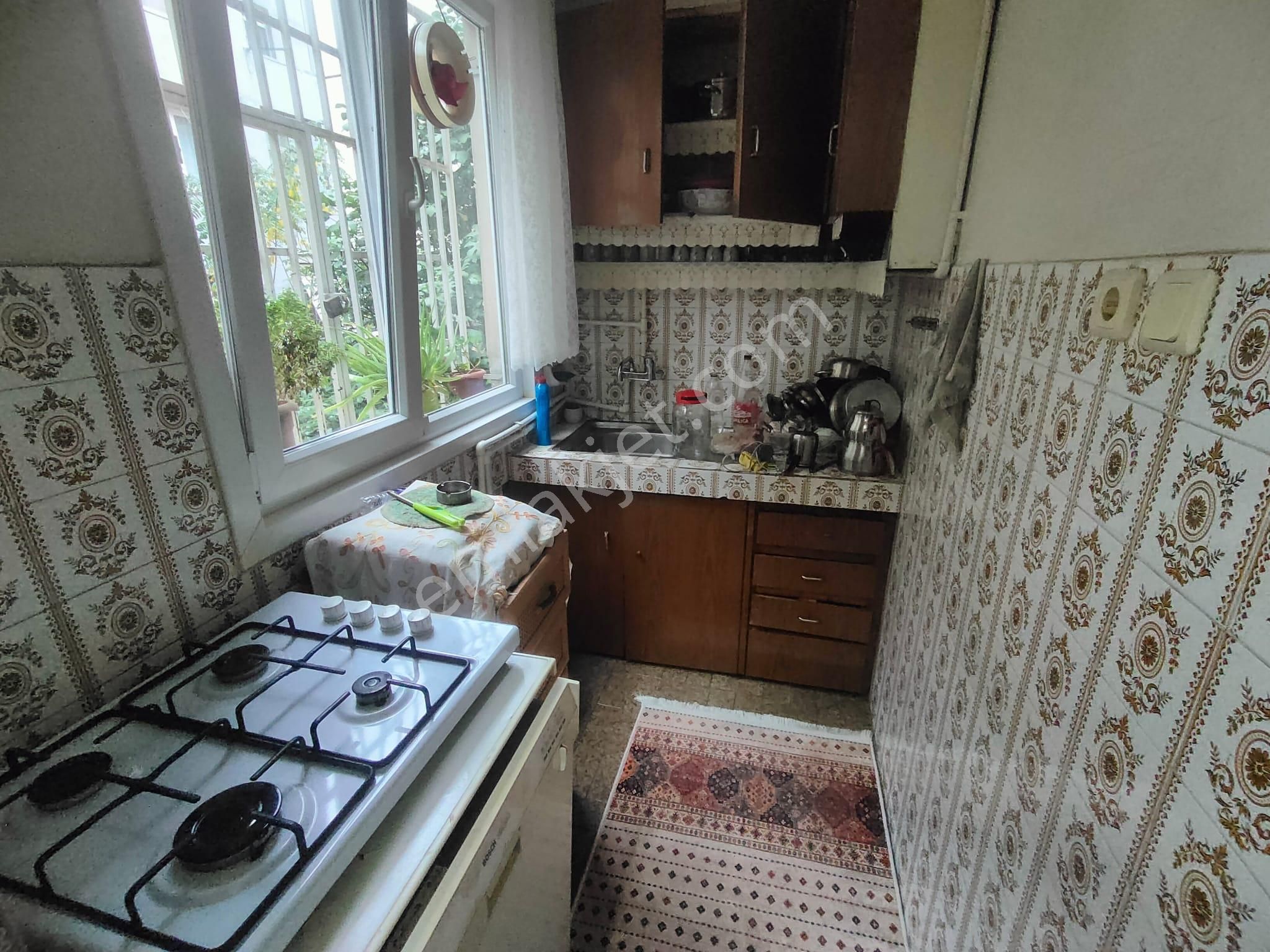 Emlak Dünyası Beşçeşmeler Meydanda Heryere 5 Dk Sahil Marmaray - Görsel 16