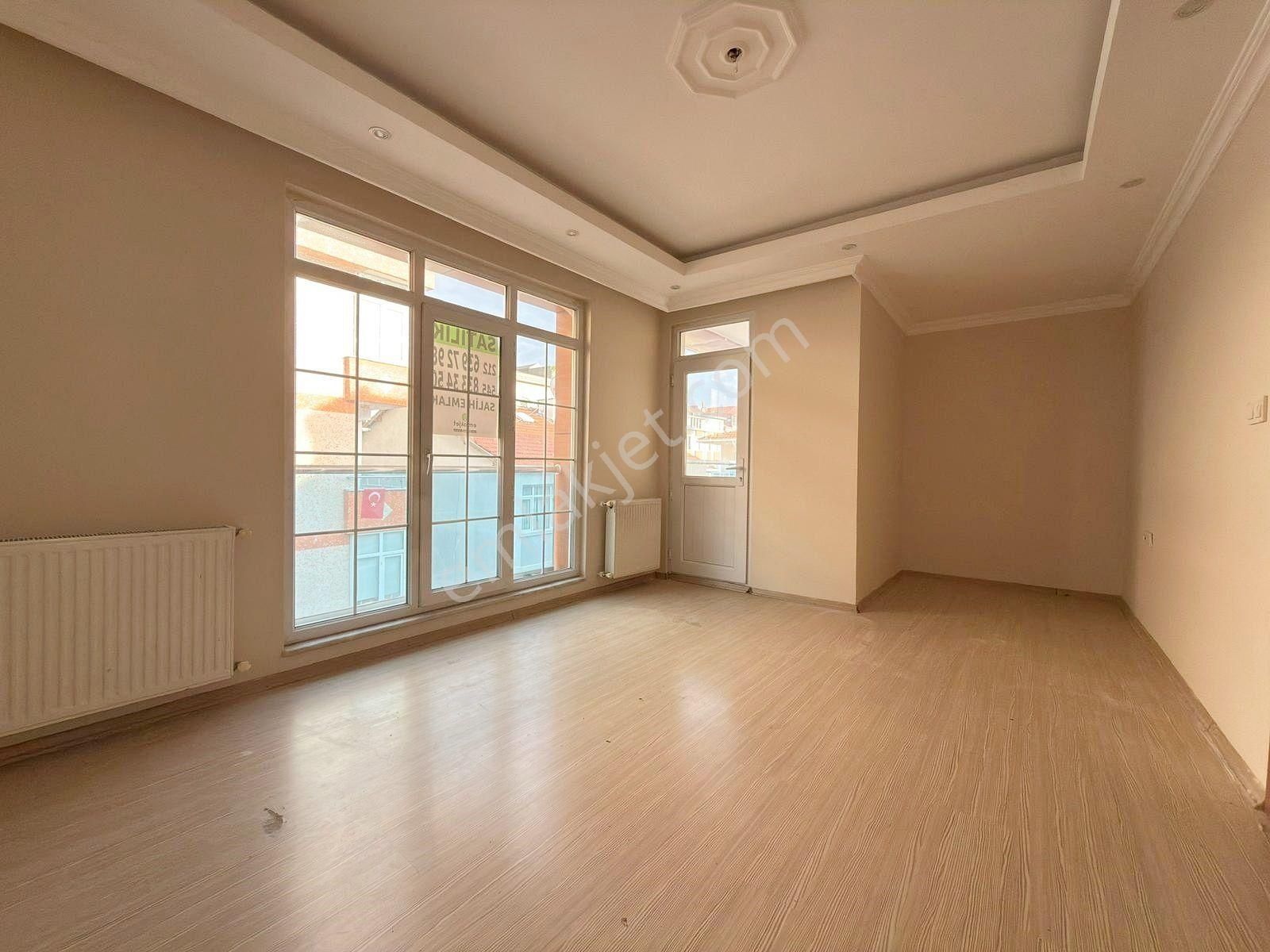 Salih Emlak 'tan A Hastane Yakını 3+1 Kredili Çatı Dubleks Daire - Görsel 3