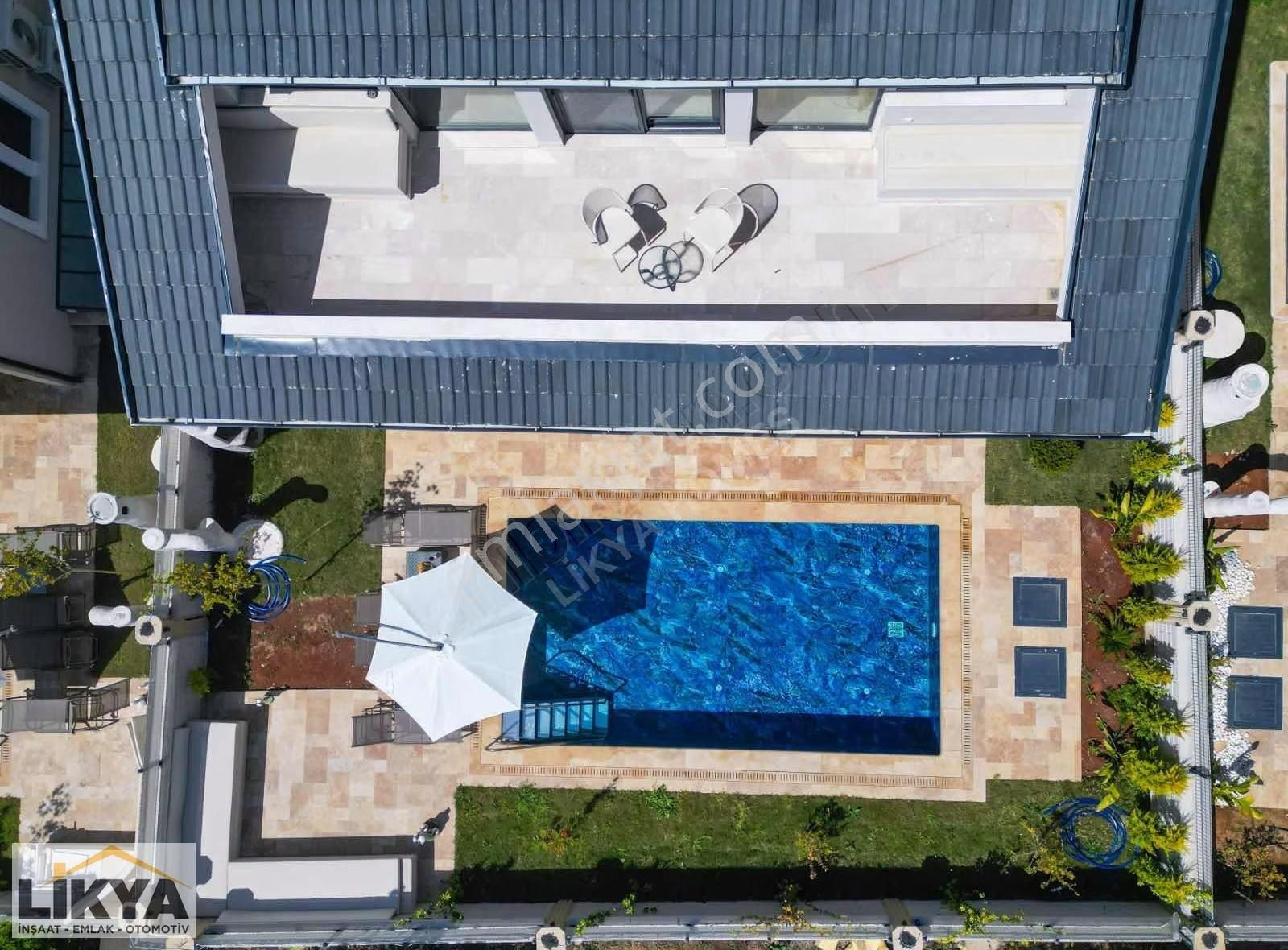 Foça Mah. Ultra Lüks Asansörlü Yerden Isıtma Sistemli Villa - Görsel 26