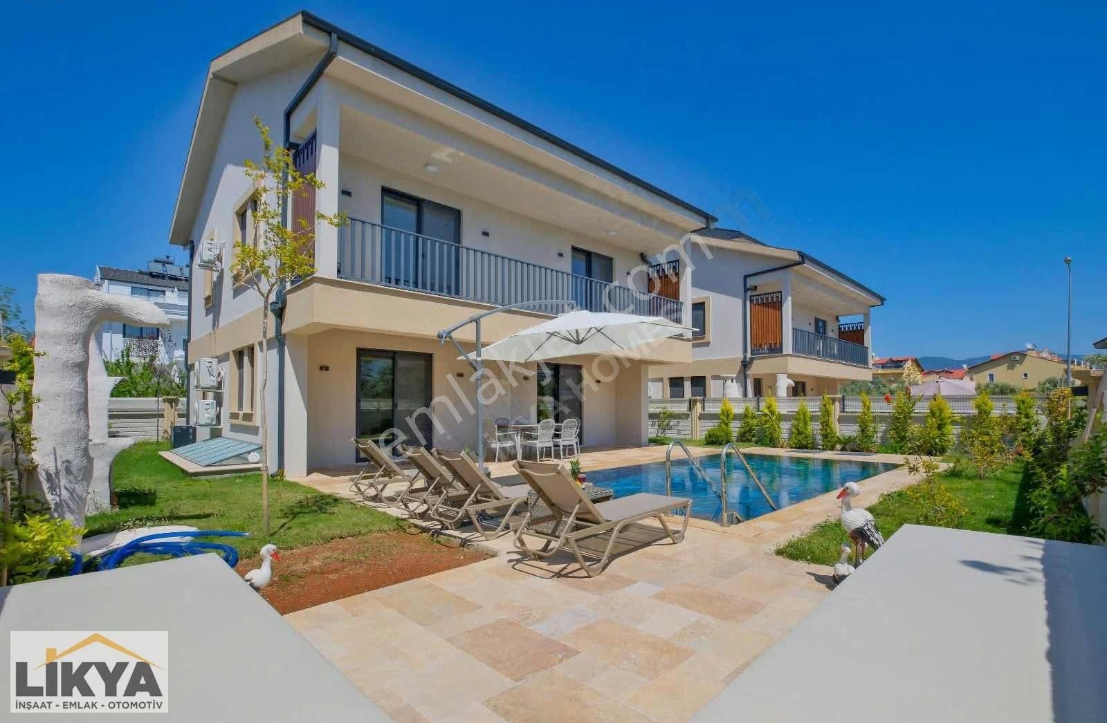 Foça Mah. Ultra Lüks Asansörlü Yerden Isıtma Sistemli Villa - Görsel 14