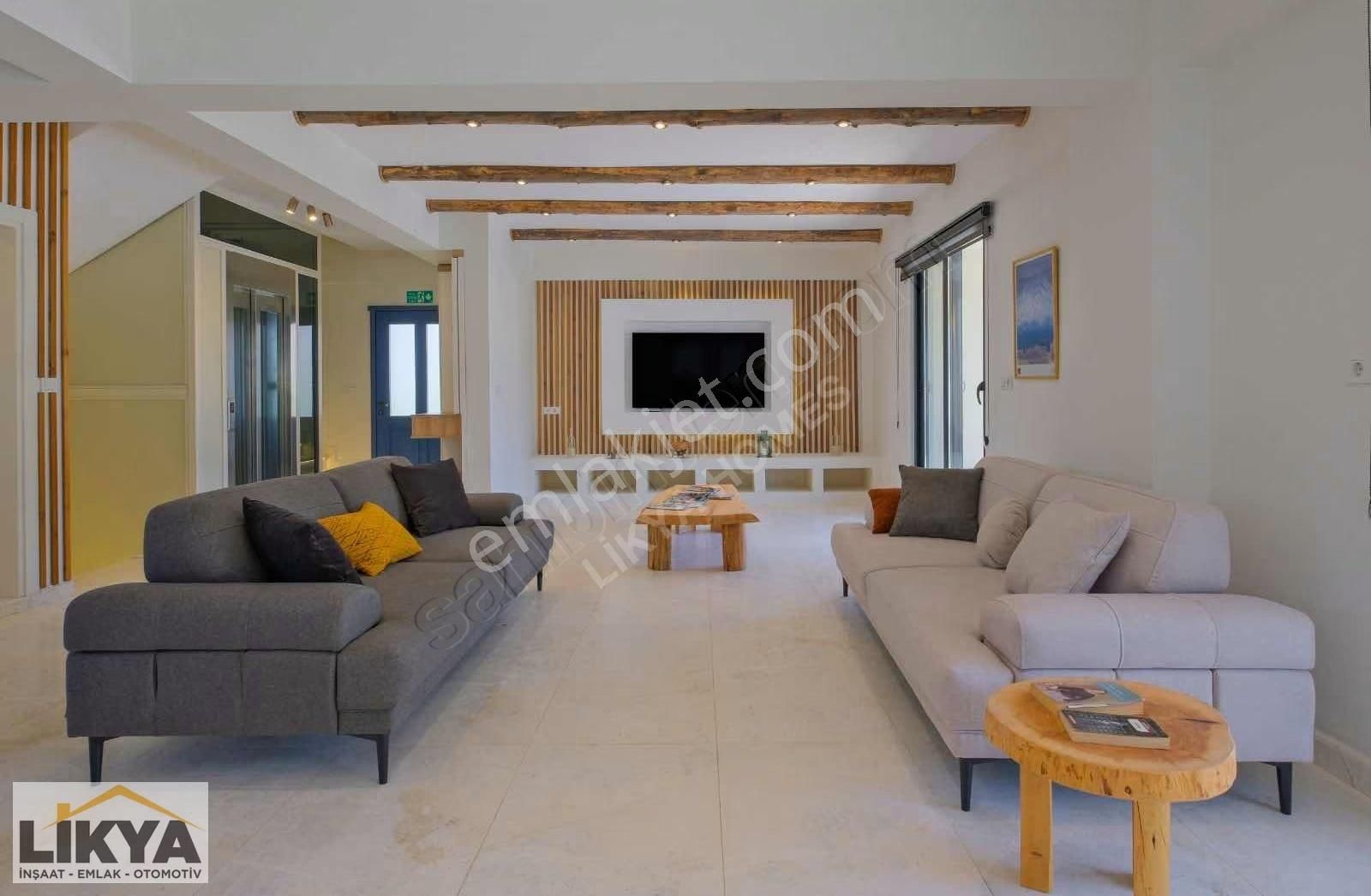 Foça Mah. Ultra Lüks Asansörlü Yerden Isıtma Sistemli Villa - Görsel 22