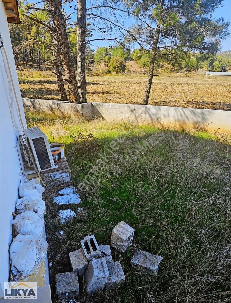 Seydikemer Çobanlar'da Satılık 1067 M2 İçinde Ev Olan Tarla - Görsel 2