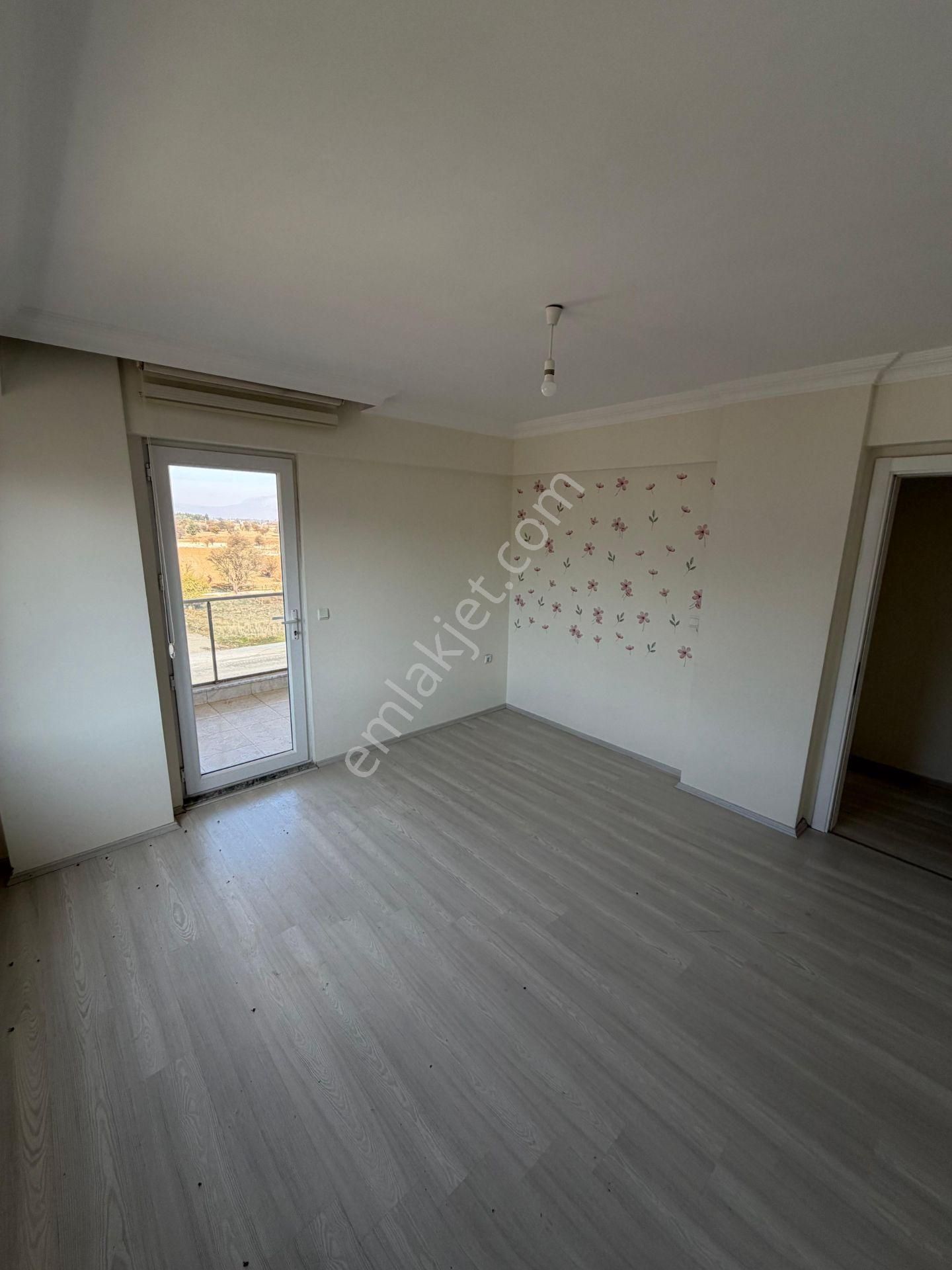 Şahin Emlaktan Denizli Acıpayam İkiz Bulv.satılık 4+2 200 M² Dubleks Daire - Görsel 7