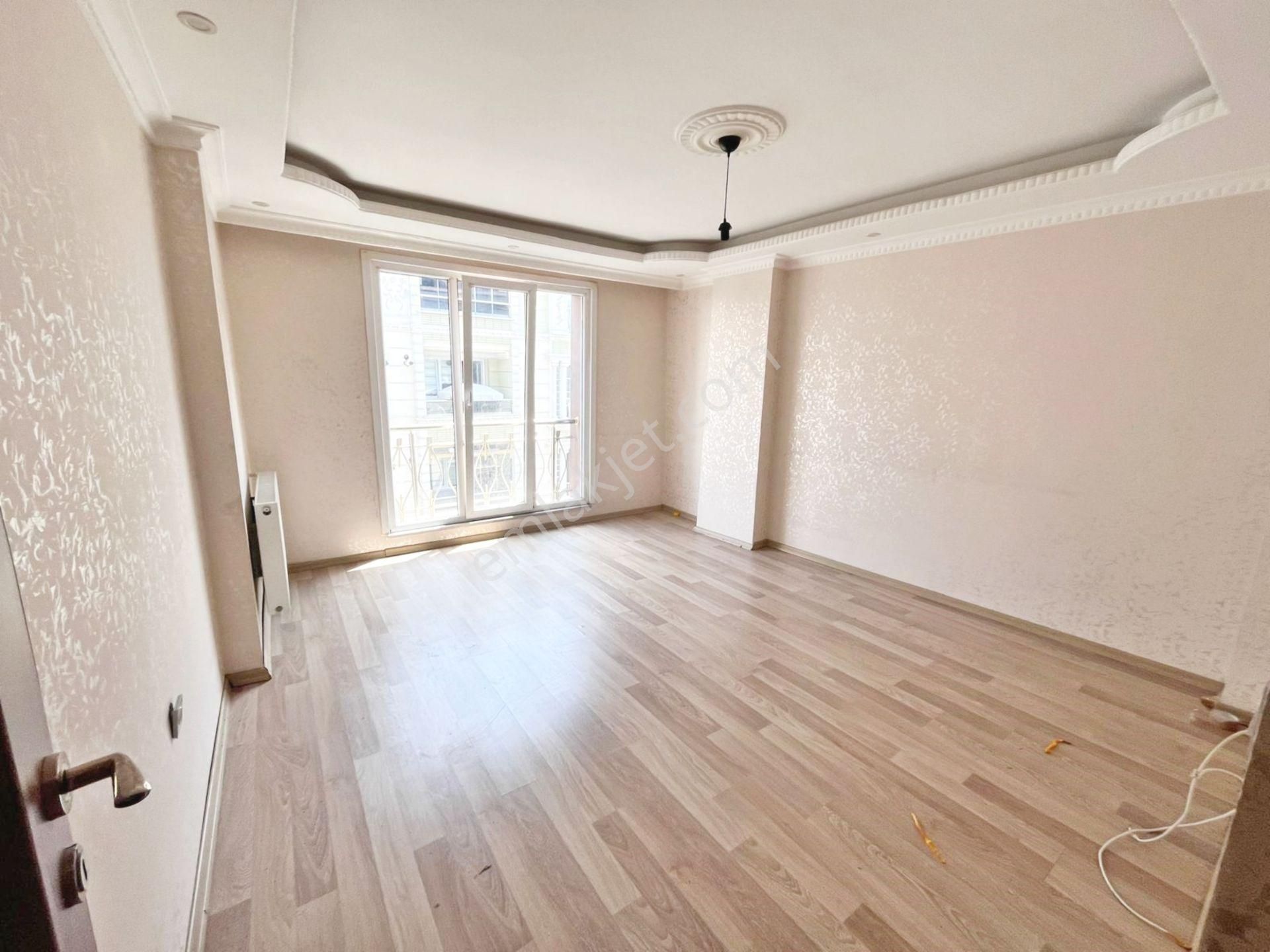 Alban'dan Metrobüse 10dk Ebeveyn Banyolu 95m² 2+1 Ara Kat - Görsel 6