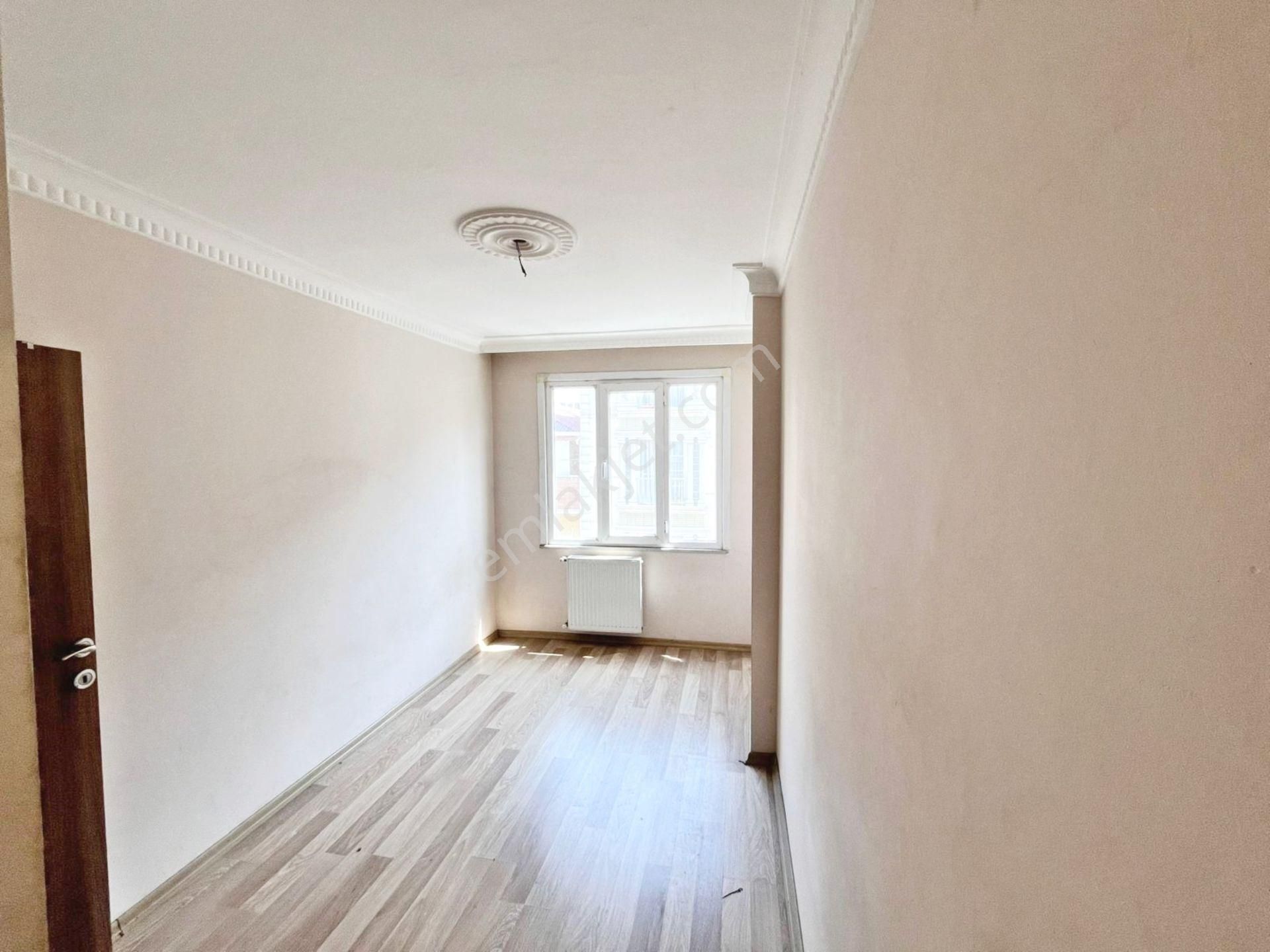 Alban'dan Metrobüse 10dk Ebeveyn Banyolu 95m² 2+1 Ara Kat - Görsel 10