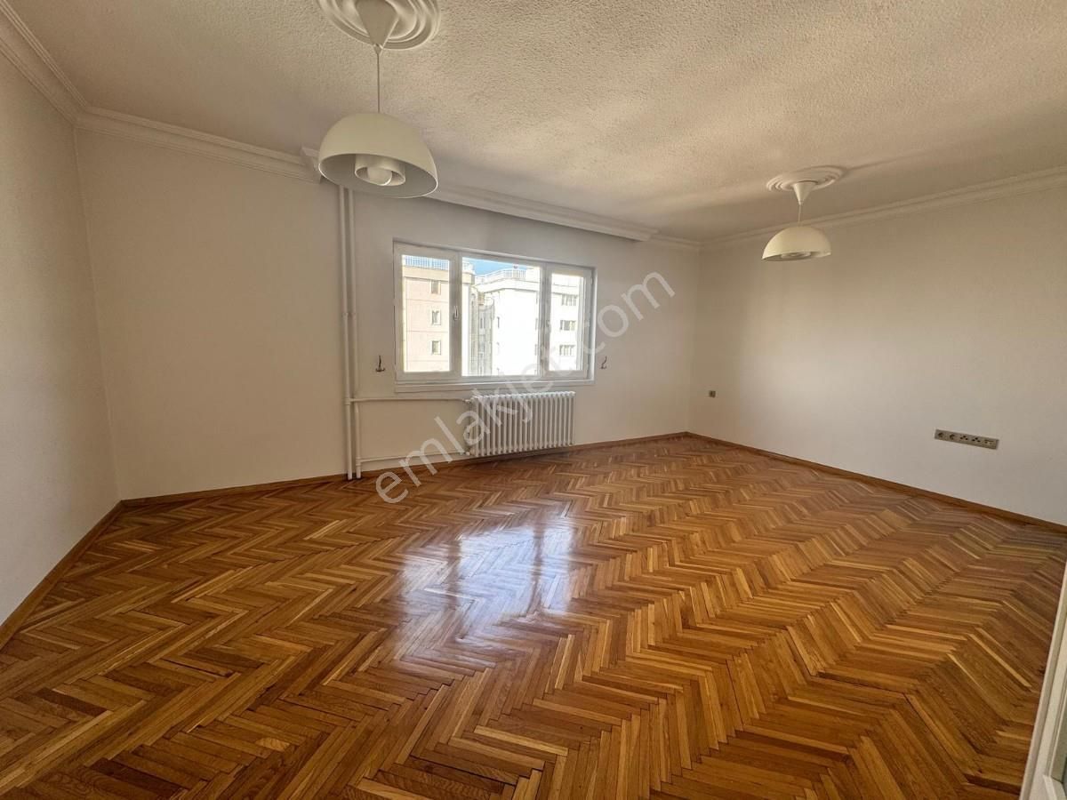 Turyaptan Çiğdemde 3+1 Katta Full Bakımlı Kiralık Daire - Görsel 8