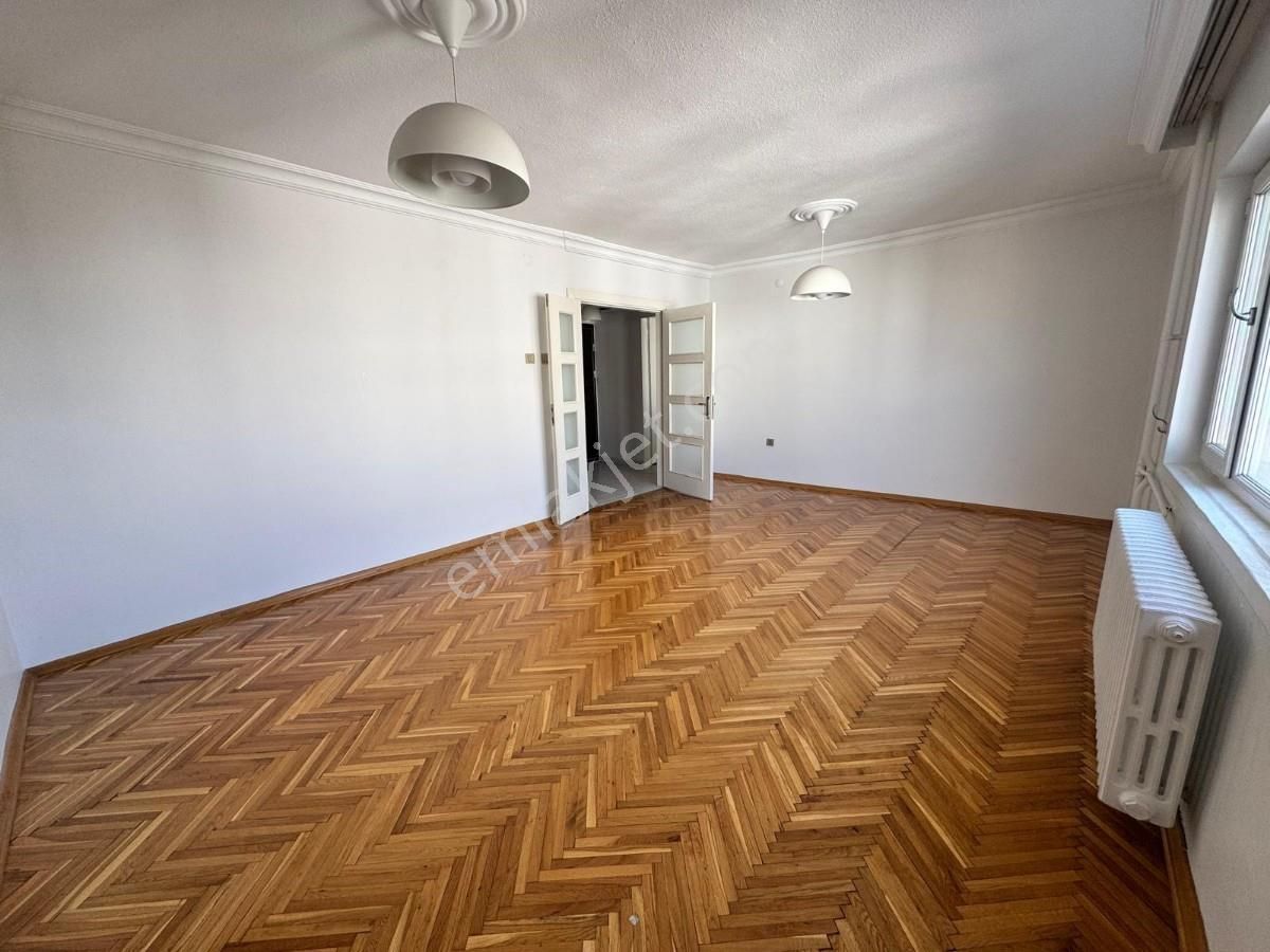 Turyaptan Çiğdemde 3+1 Katta Full Bakımlı Kiralık Daire - Görsel 7