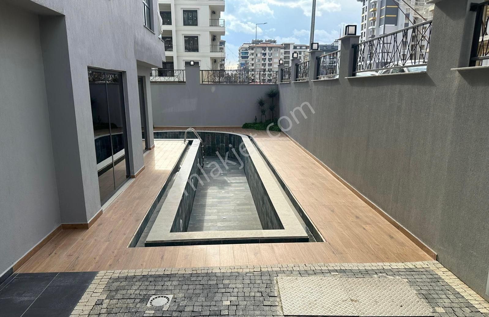 Satılık 1+1 Kısmi Eşyalı Daire - Görsel 7
