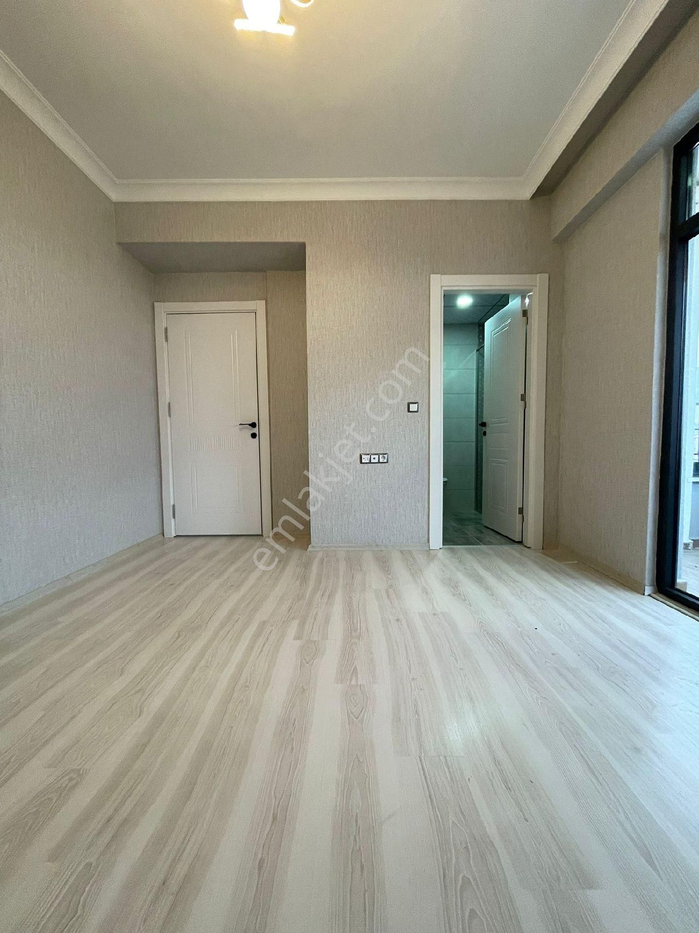 Selahattin Eyyubide Sıfır 3+1 Daire - Görsel 30