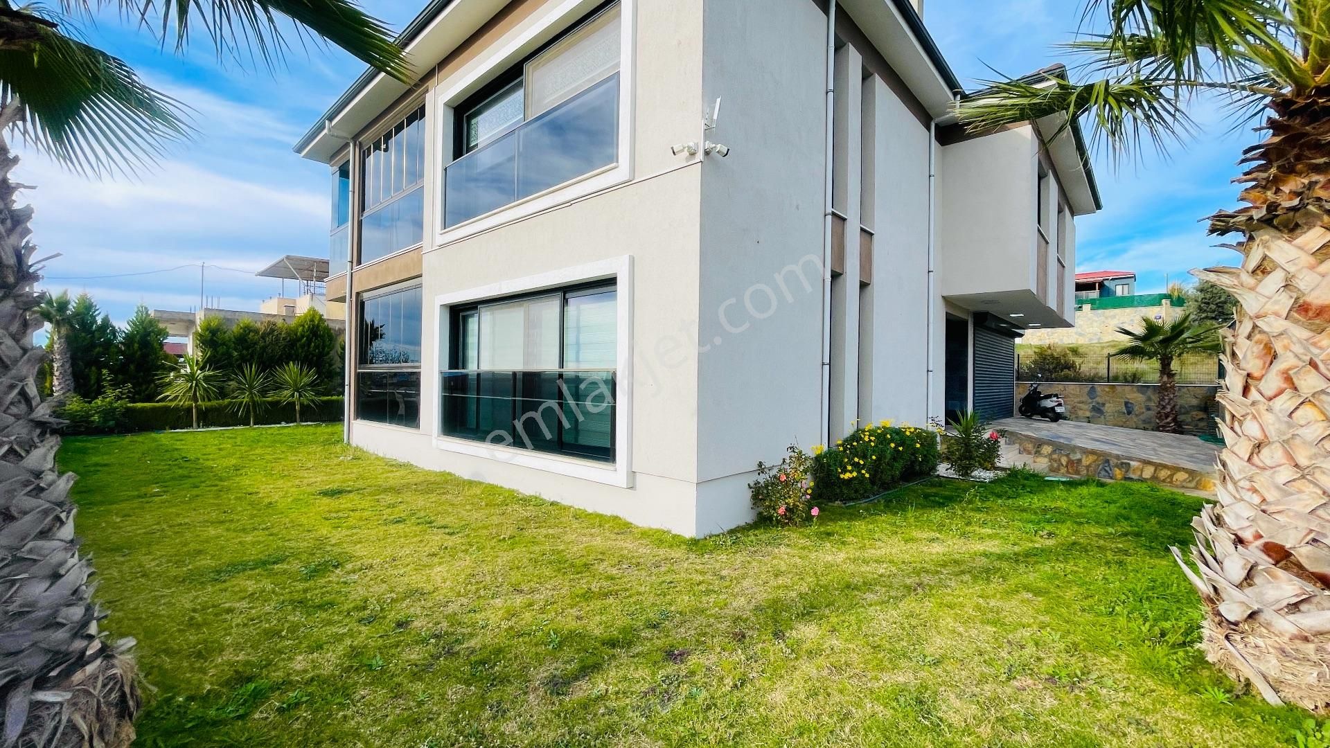 Kuşadası’nda Geniş Arsasıyla Satılık Lüks Köy Evi – Işık Can Konağı - Görsel 11